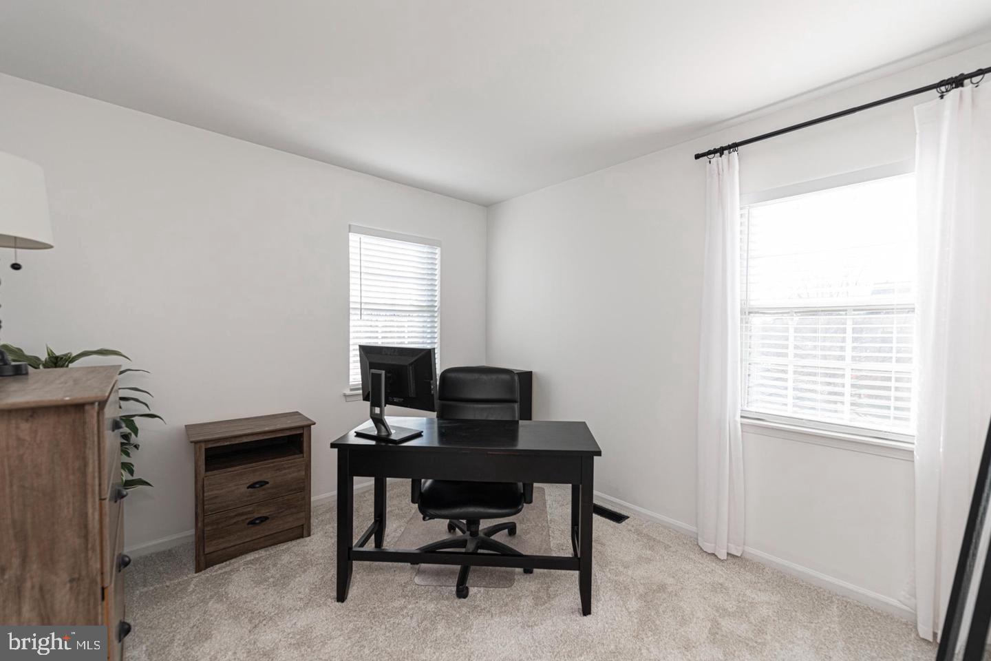 HERITAGE RIDGE - Residential Lease