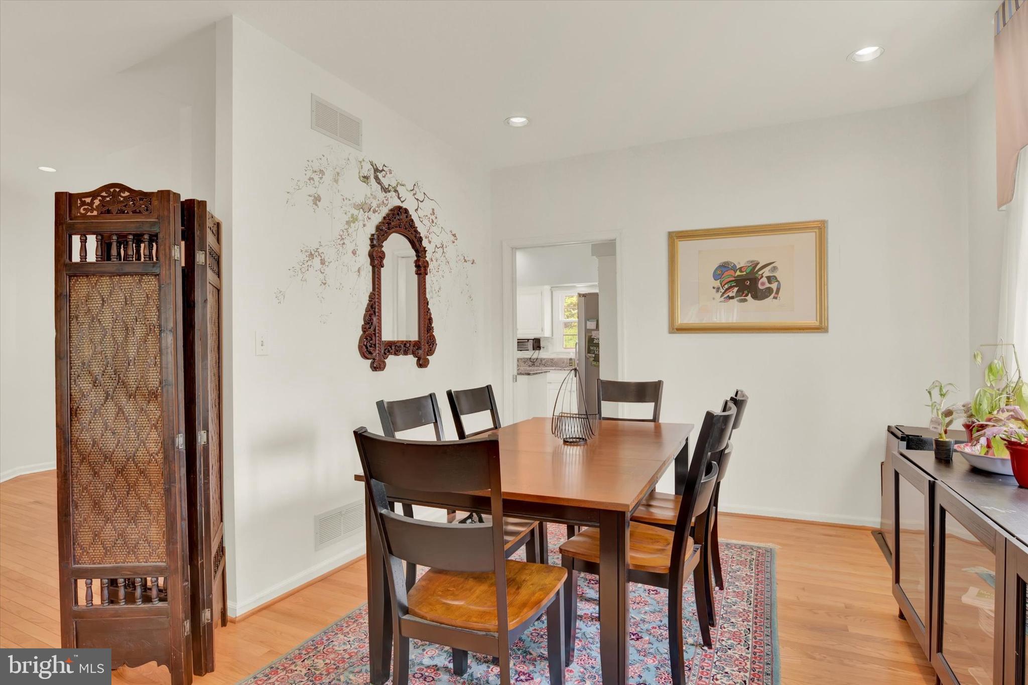 FOREST HILLS - Residential
