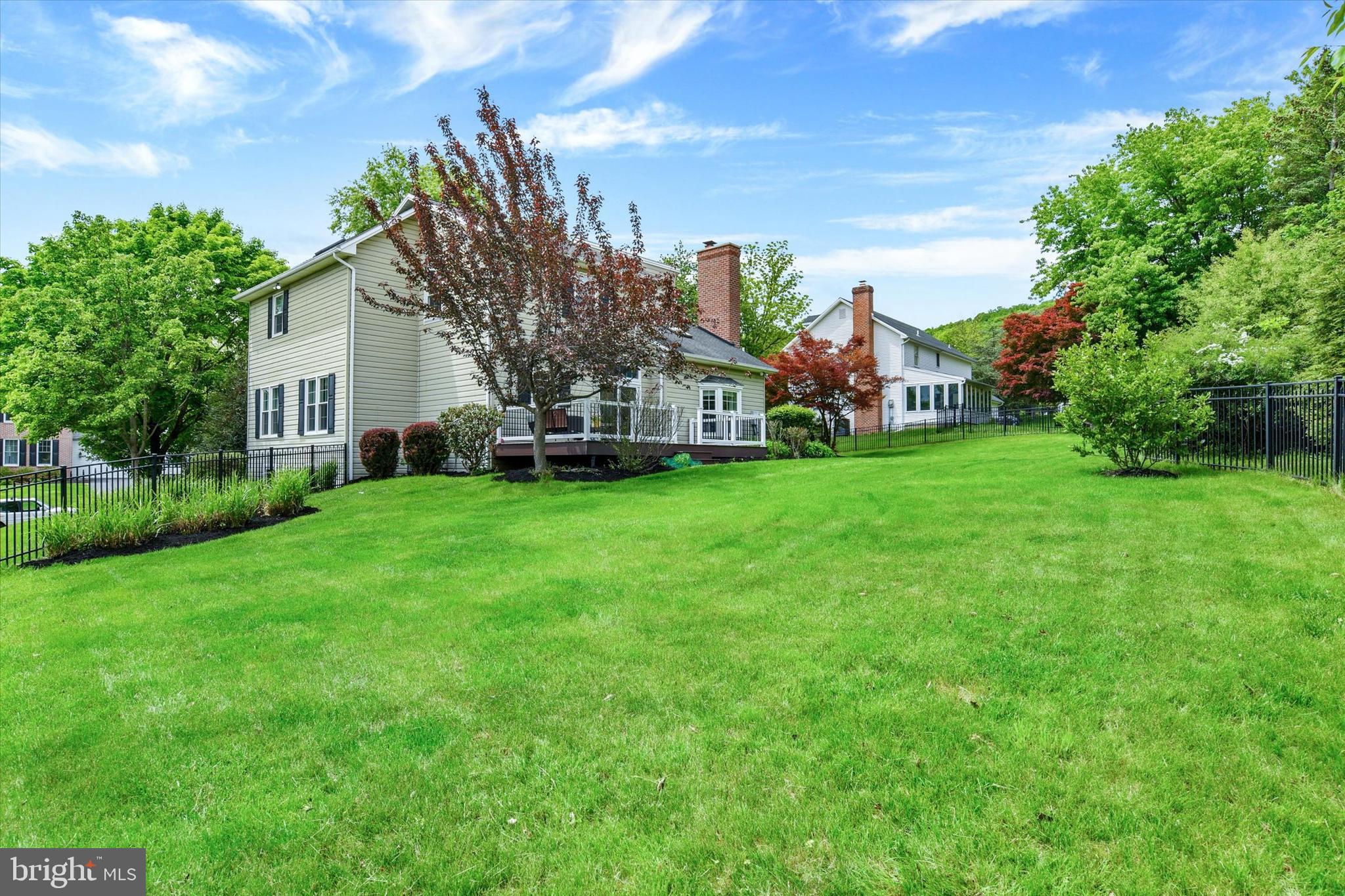FOREST HILLS - Residential