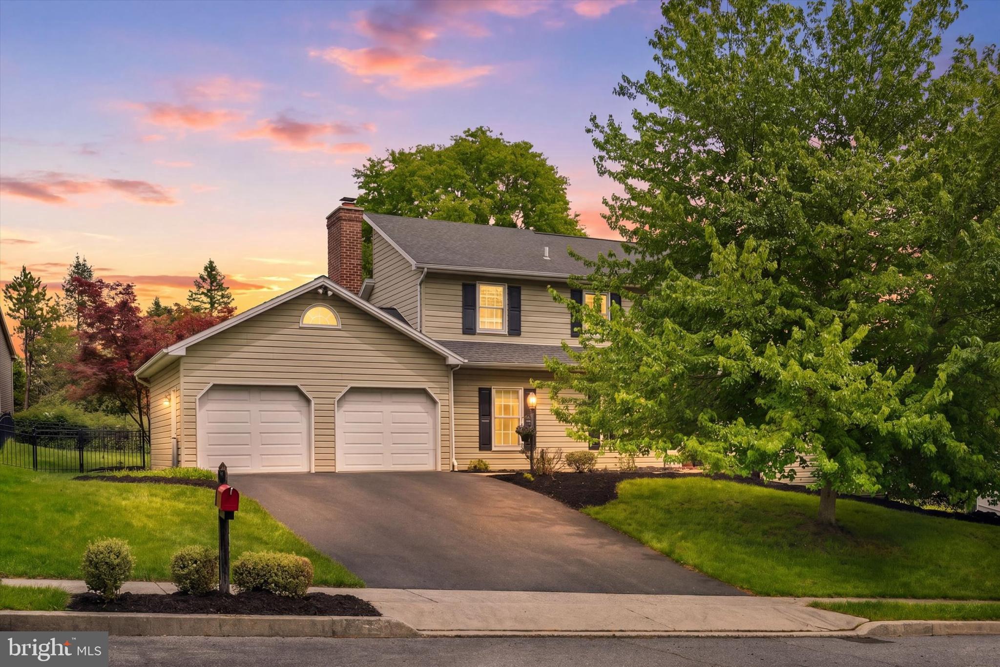FOREST HILLS - Residential