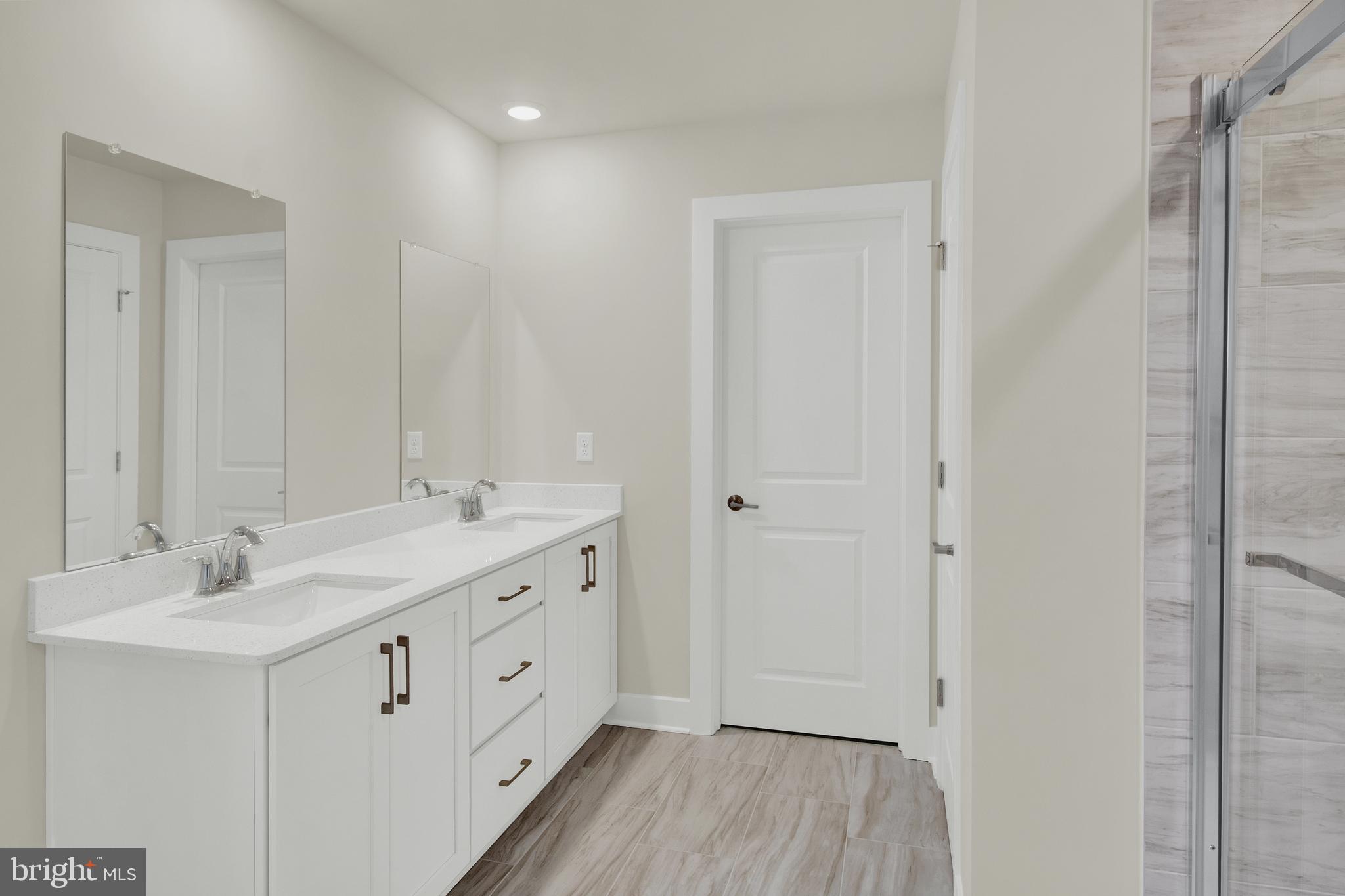 FARM VIEW - Residential