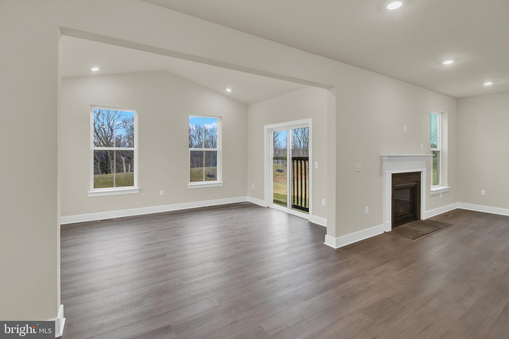 FARM VIEW - Residential