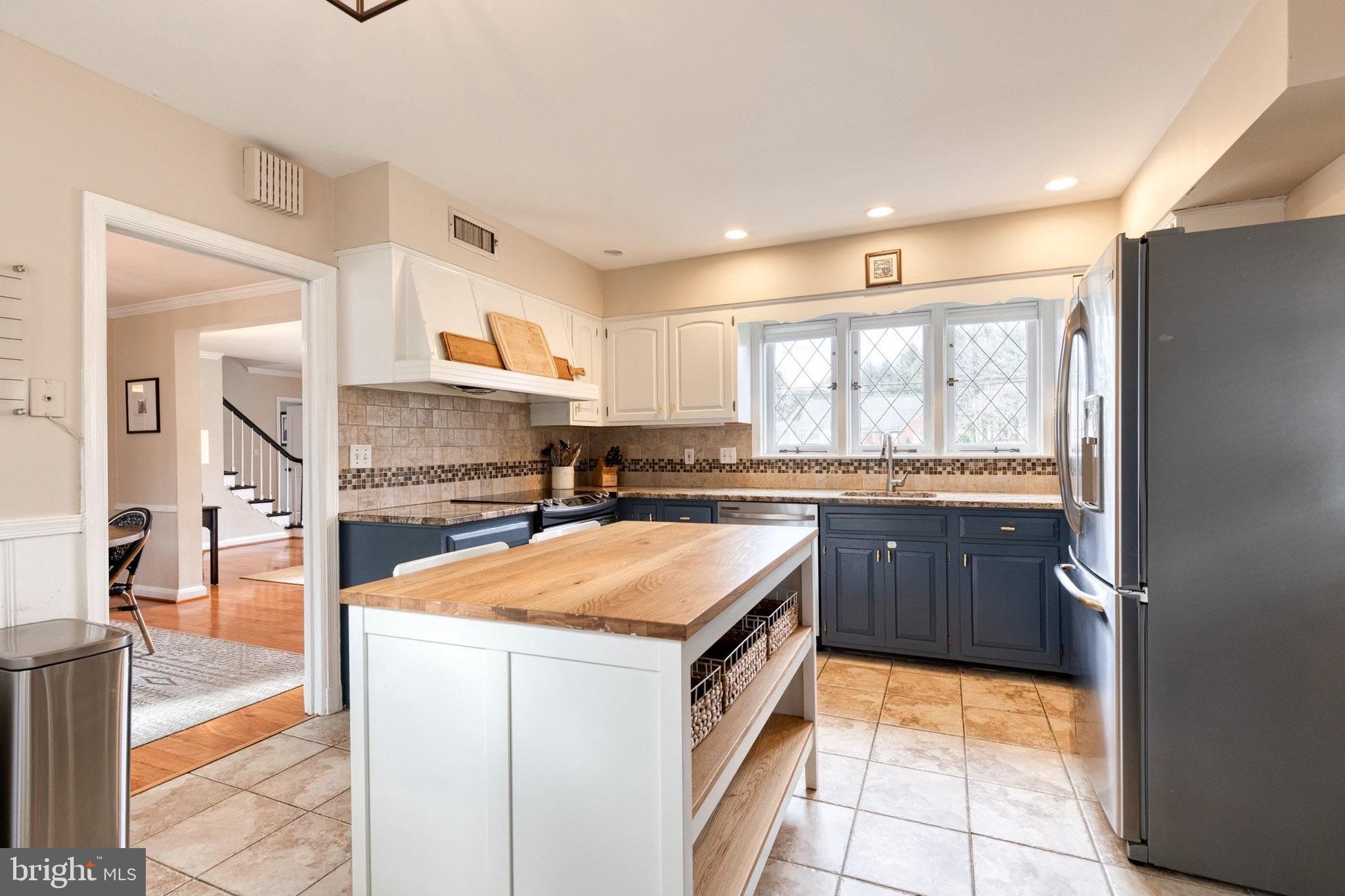 HAMPTON GARTH - Residential