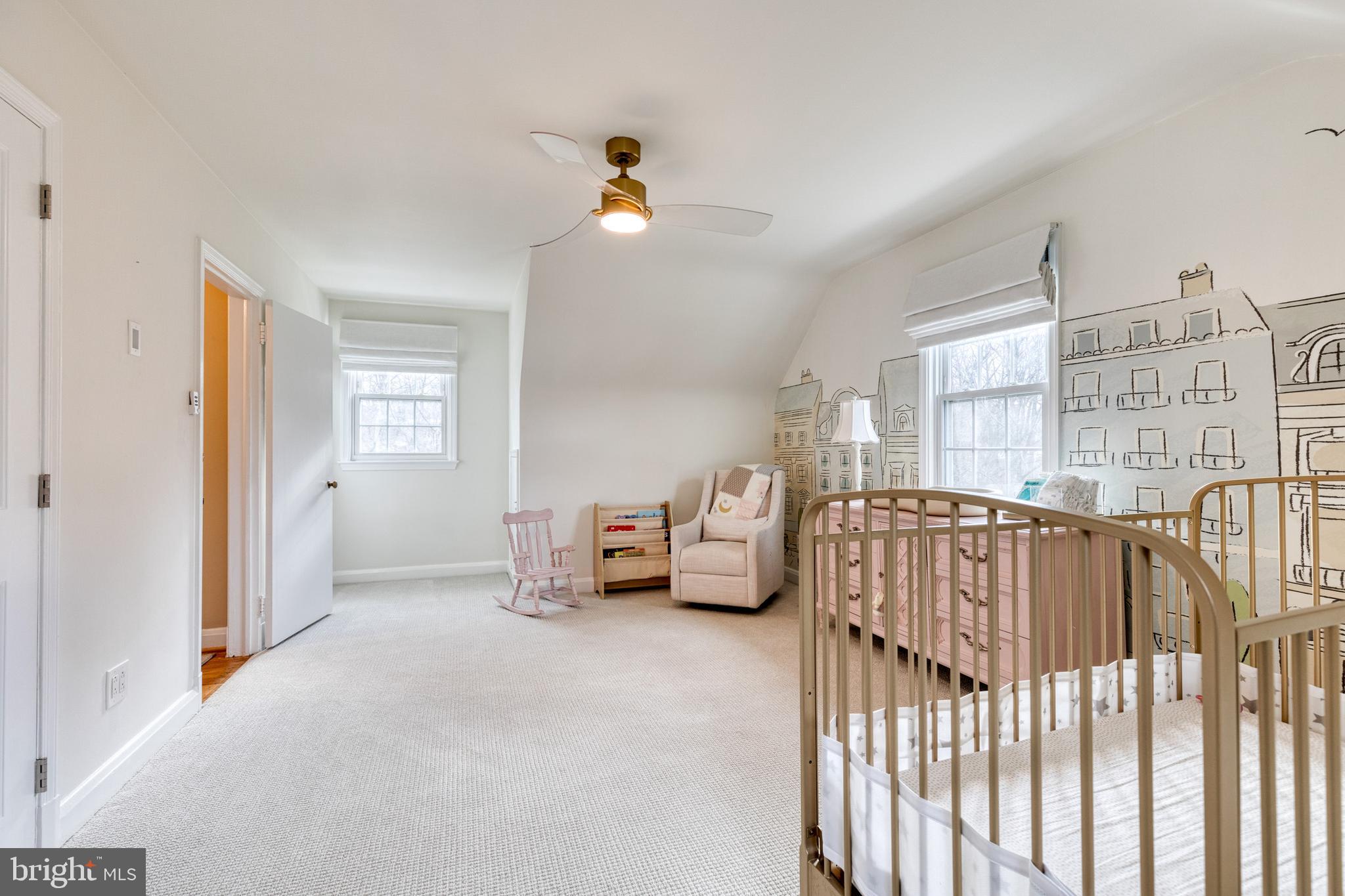 HAMPTON GARTH - Residential