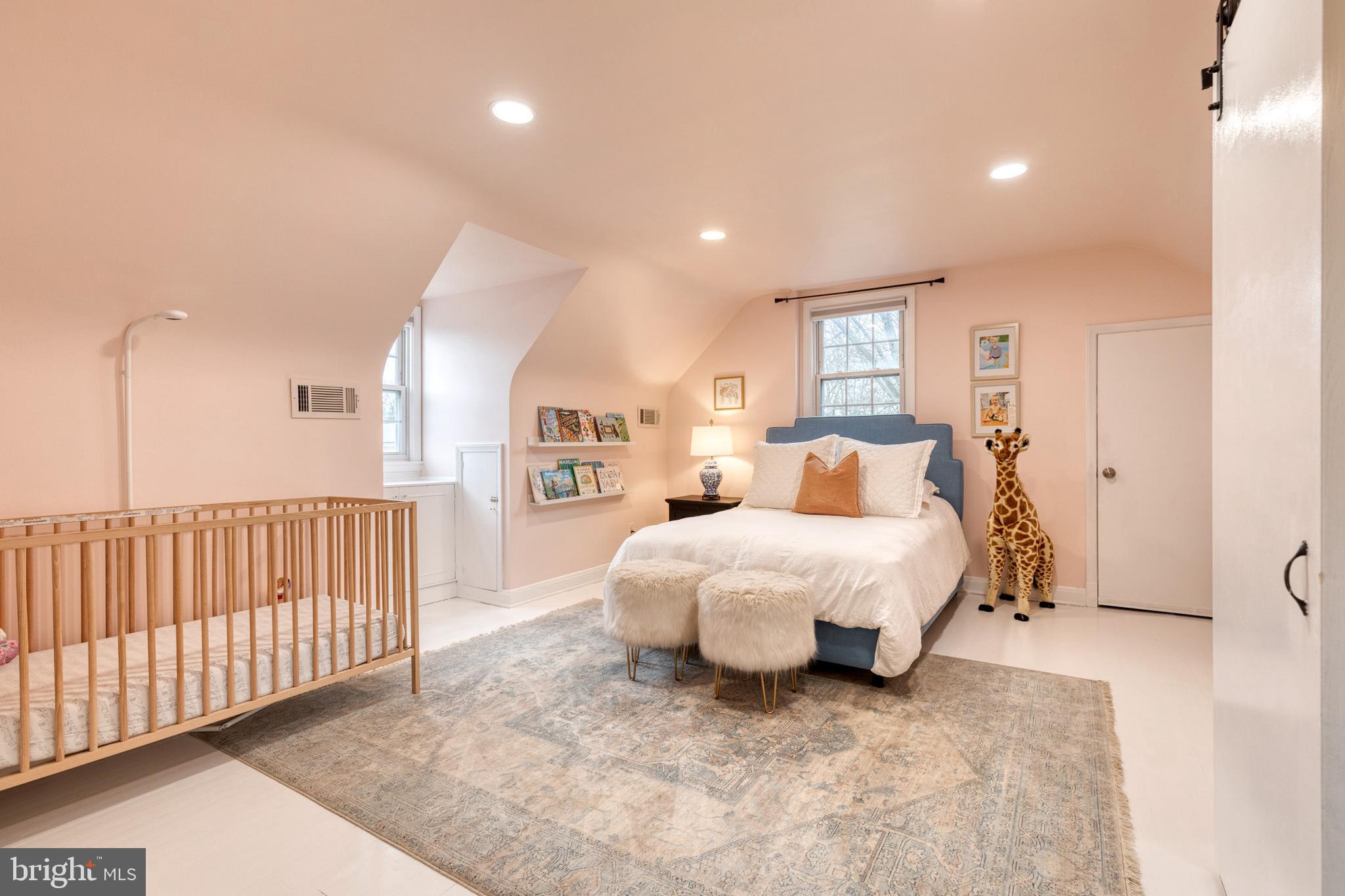 HAMPTON GARTH - Residential