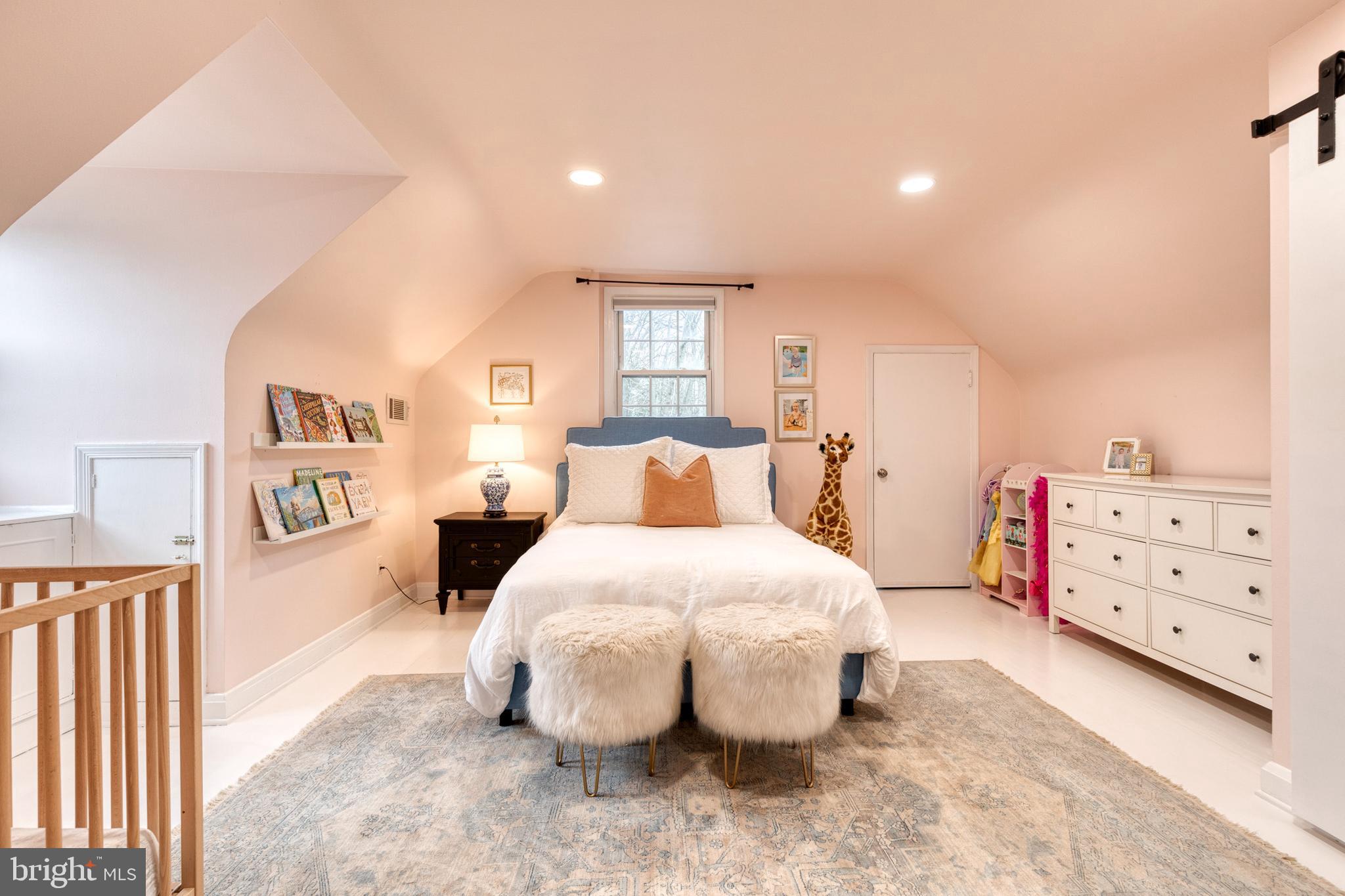 HAMPTON GARTH - Residential