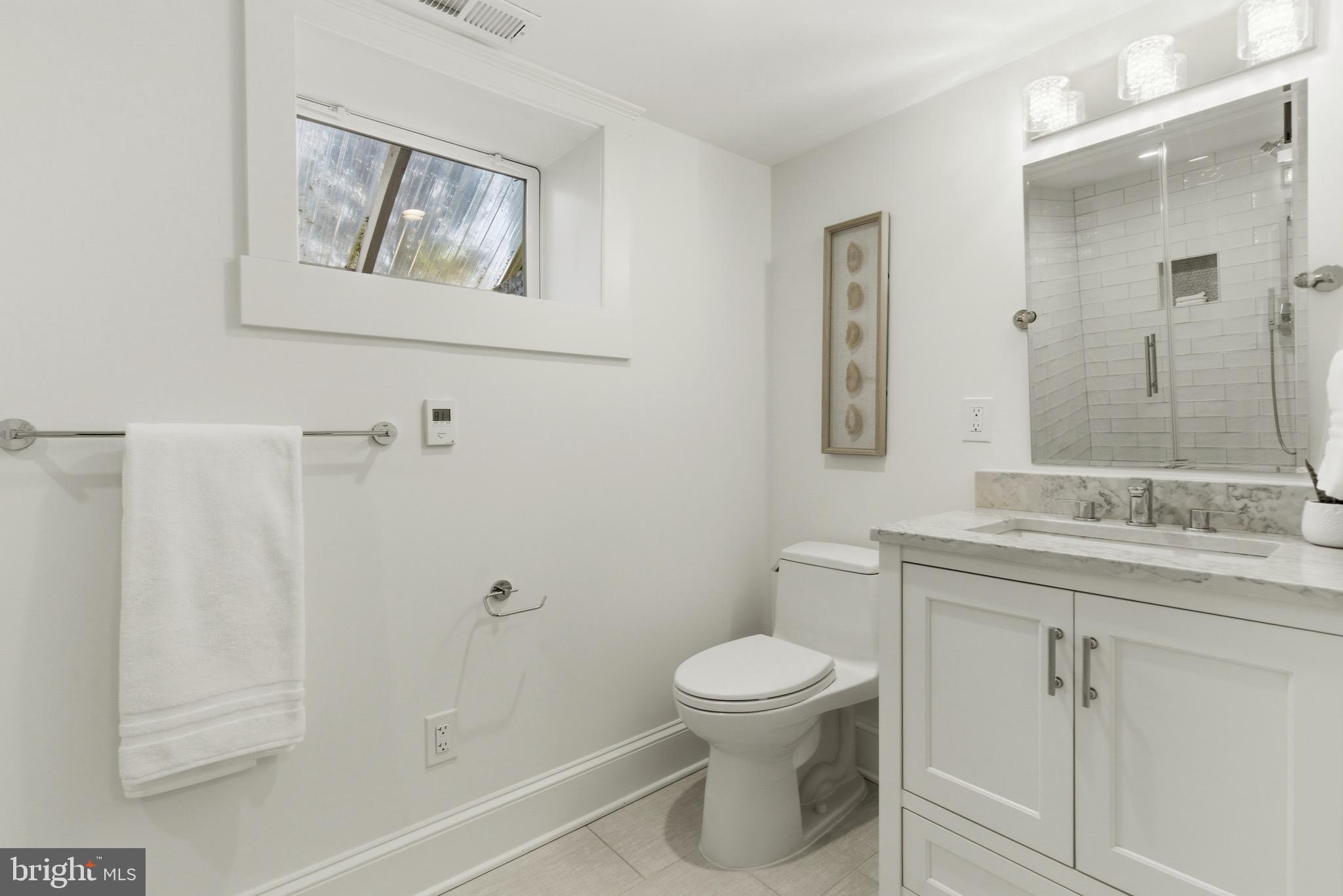 WILLIAMSBURG VILLAGE - Residential