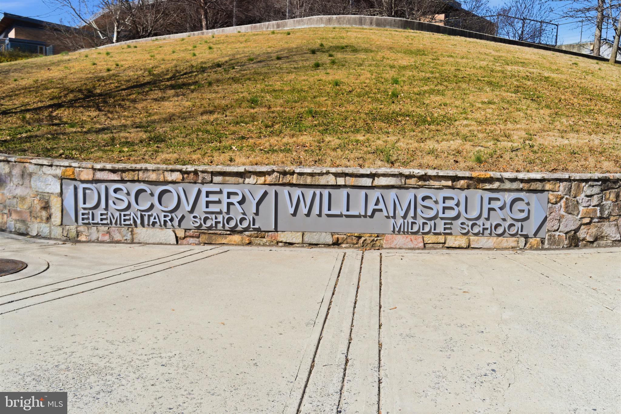 WILLIAMSBURG VILLAGE - Residential