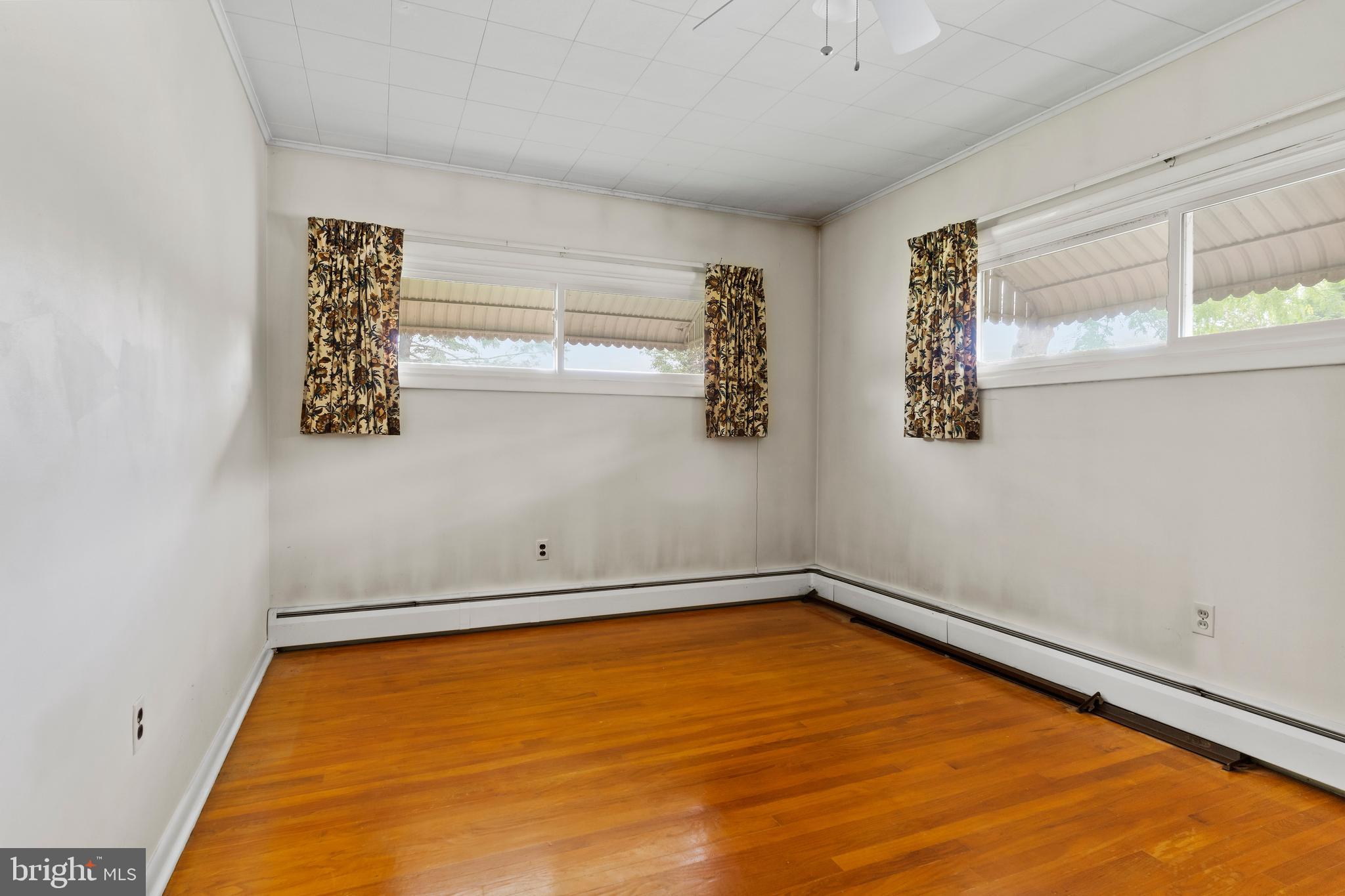 GREEN ACRES - Residential