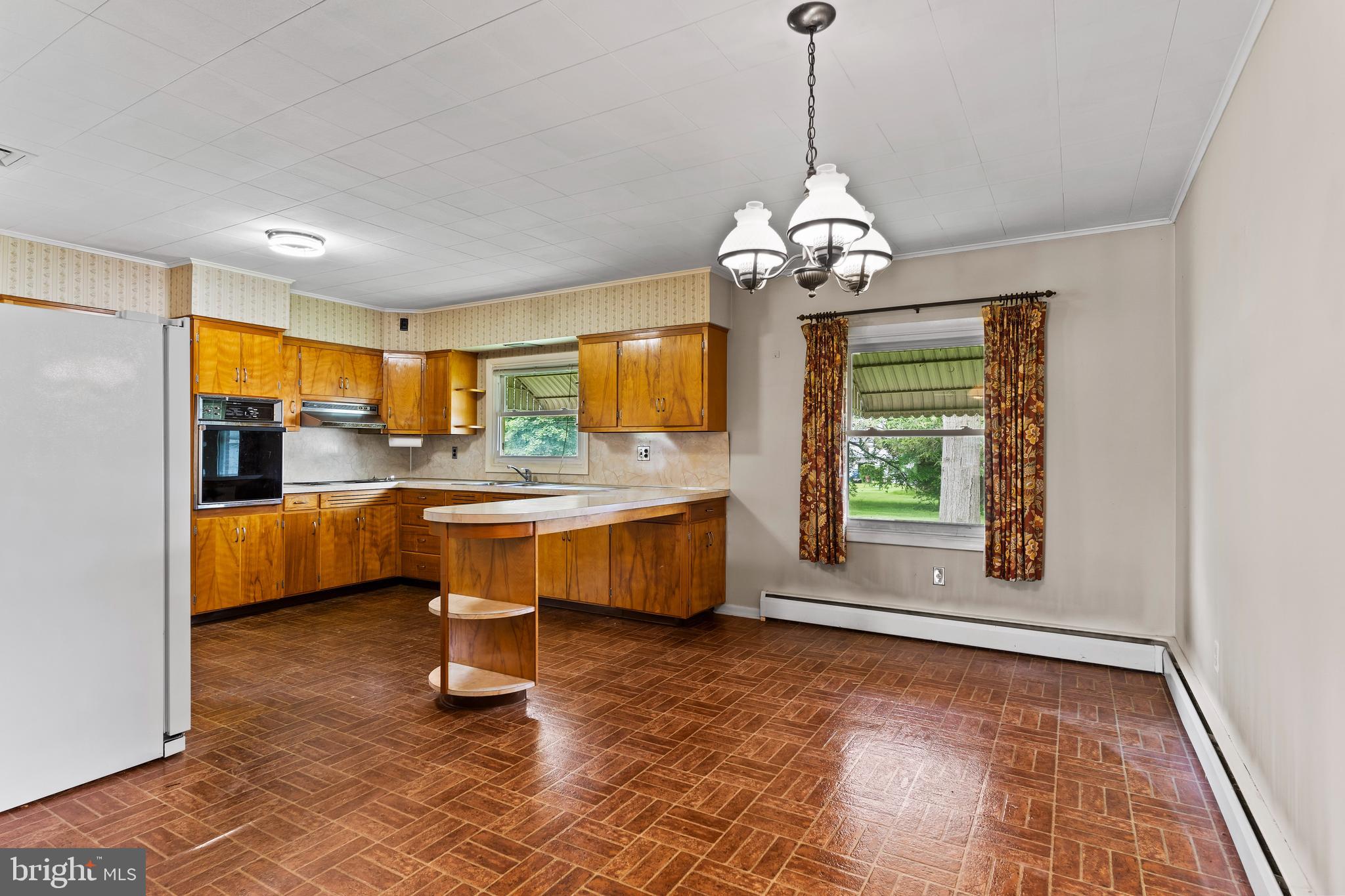 GREEN ACRES - Residential