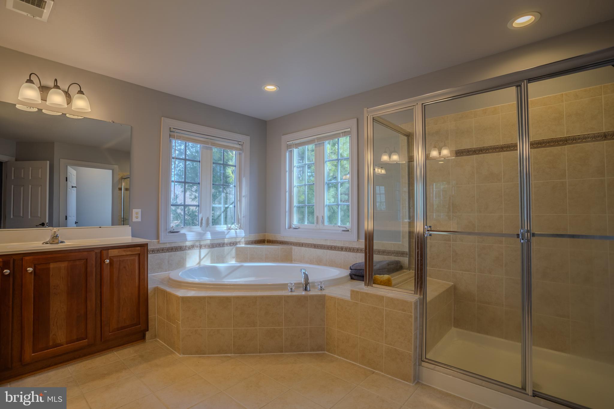 THE VILLAGE OF WASHINGTON TRAIL - Residential