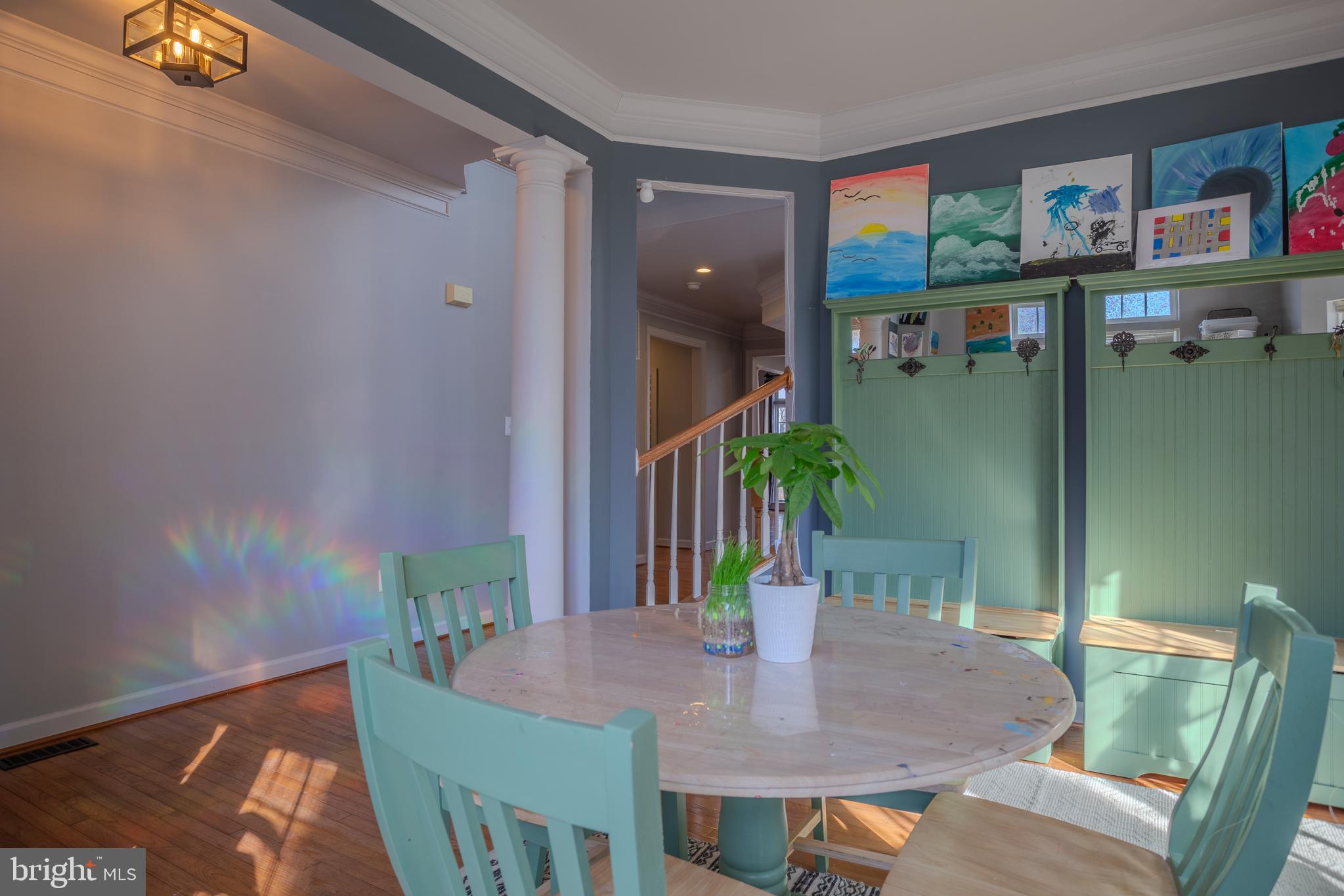 THE VILLAGE OF WASHINGTON TRAIL - Residential