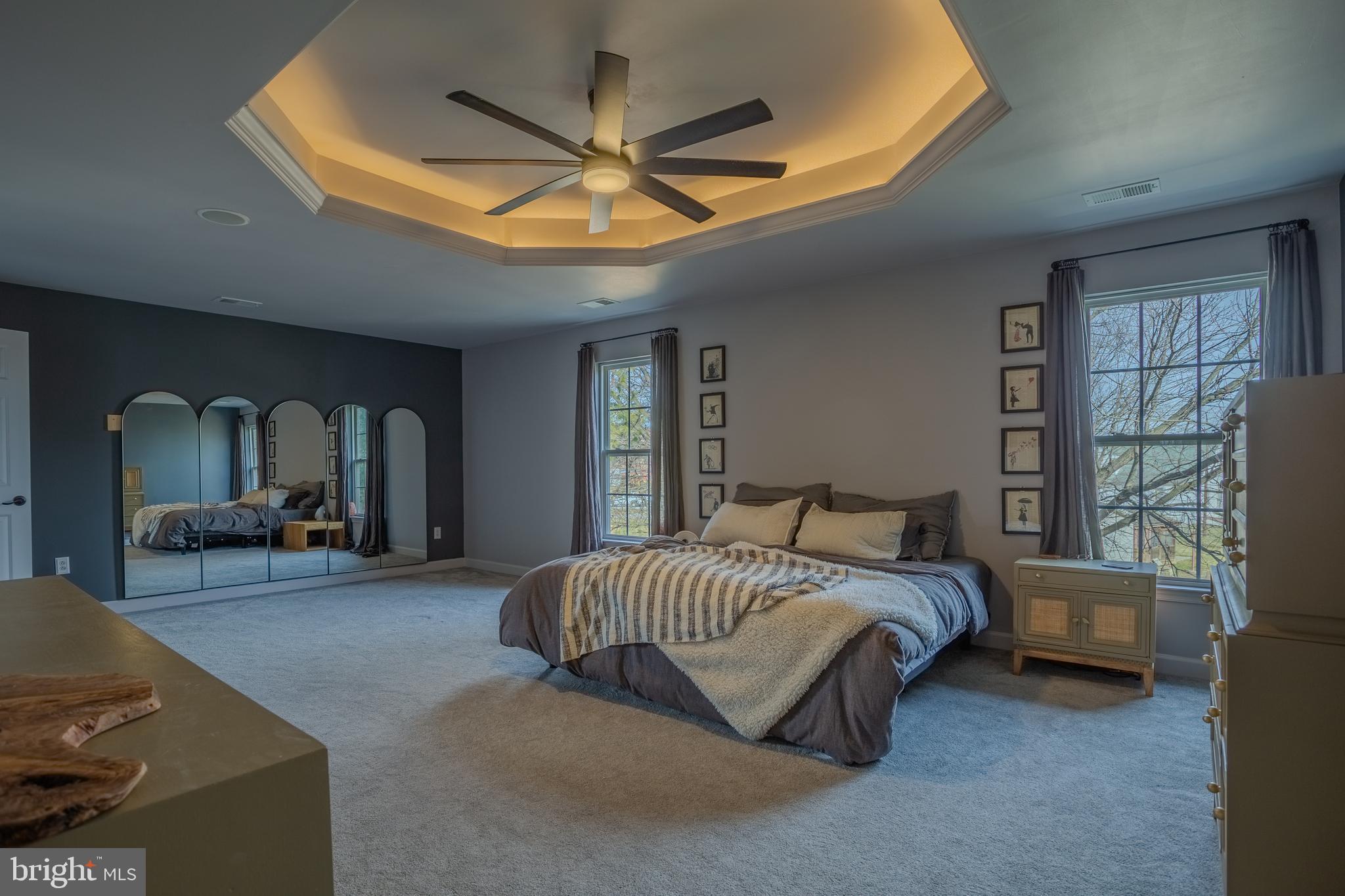 THE VILLAGE OF WASHINGTON TRAIL - Residential