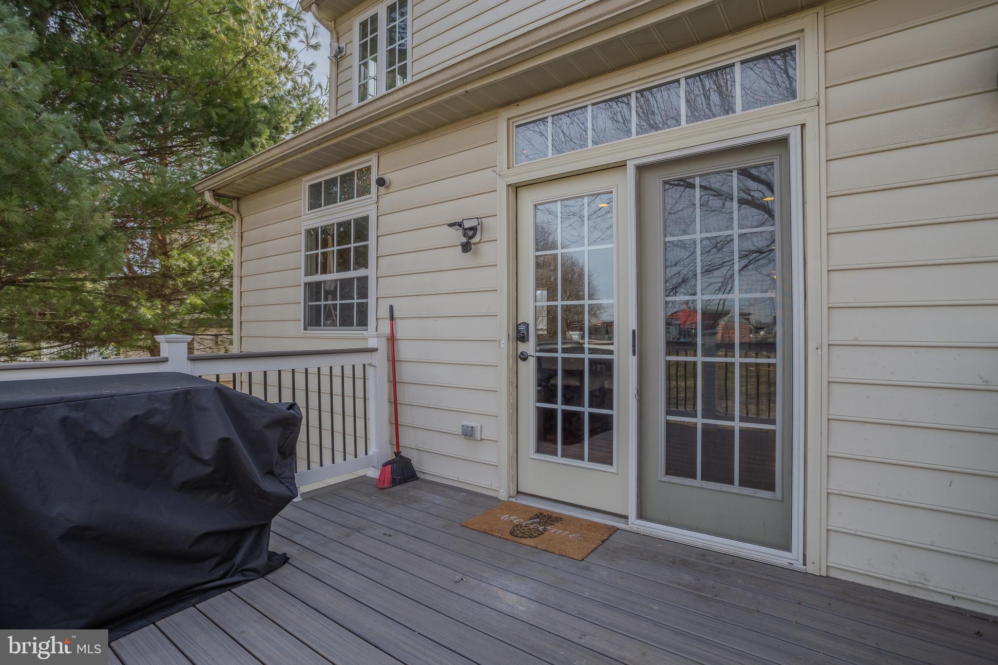 THE VILLAGE OF WASHINGTON TRAIL - Residential