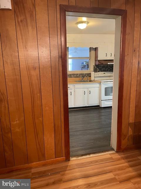 MAPLE HEIGHTS- ADDN - Residential