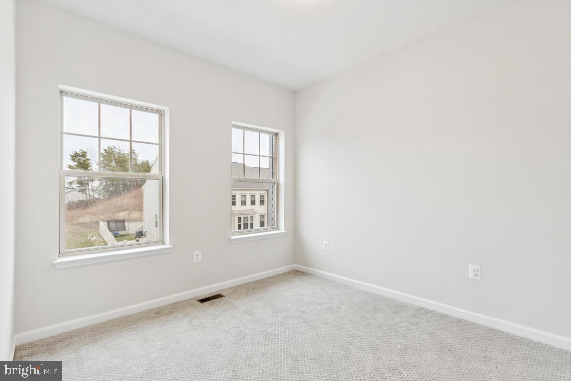 152 SHADED VALLEY COURT