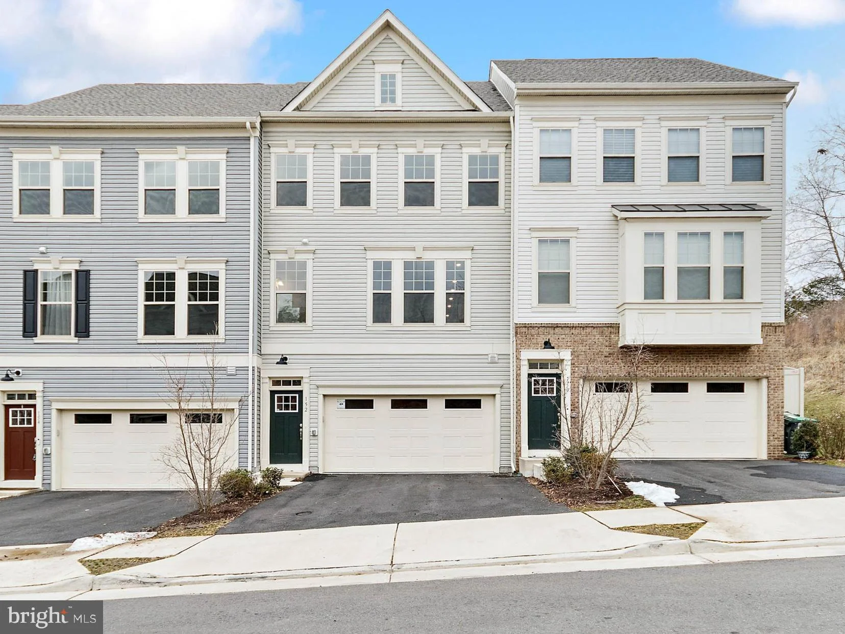 152 Shaded Valley Court