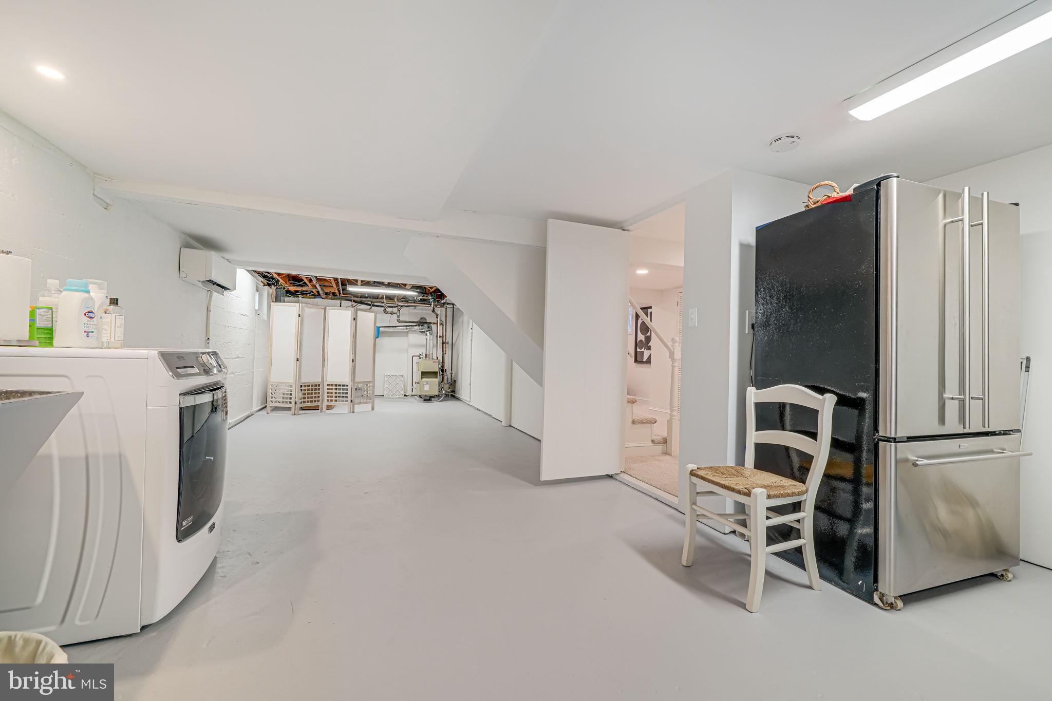 LYON VILLAGE - Residential