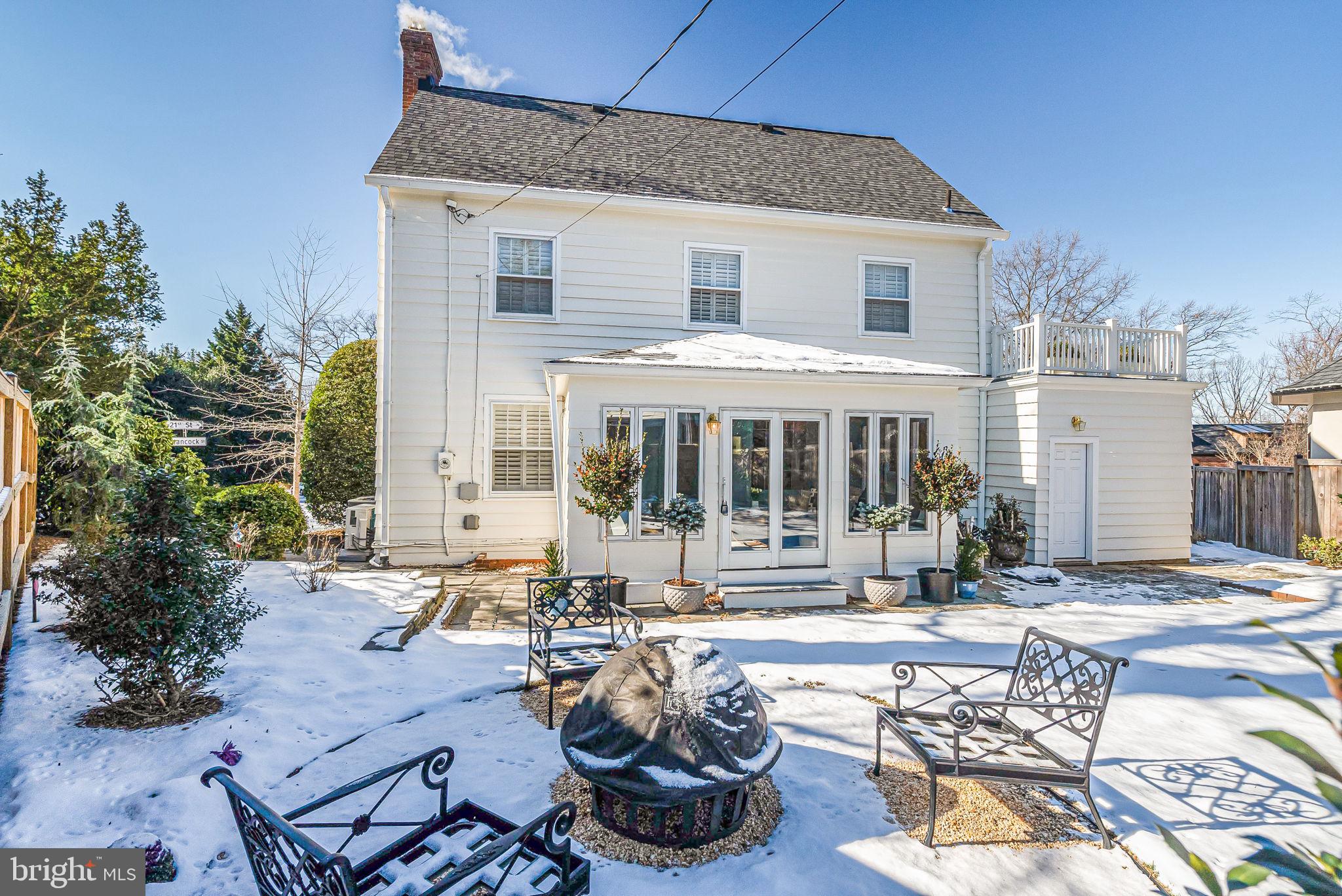 LYON VILLAGE - Residential