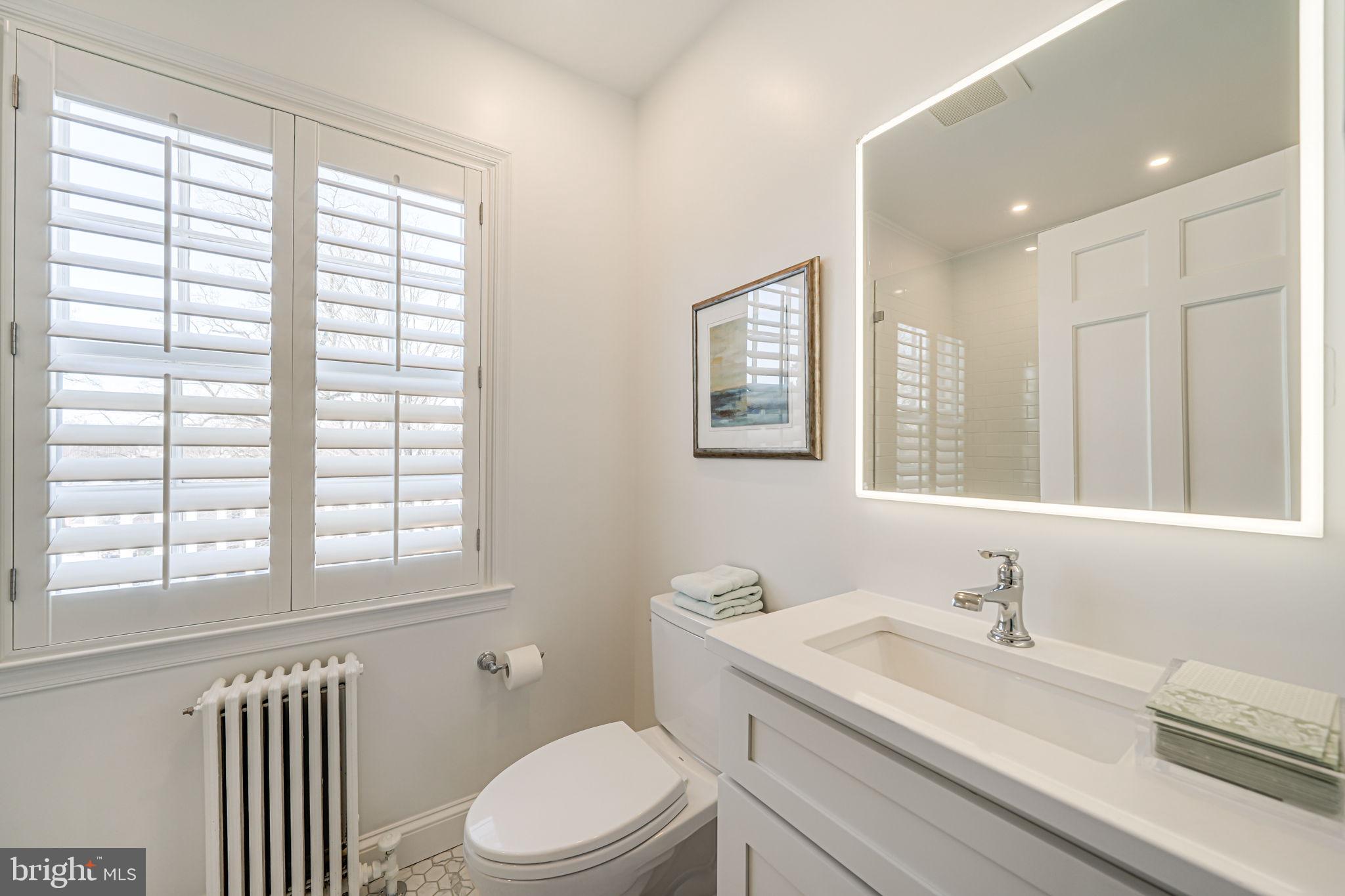 LYON VILLAGE - Residential