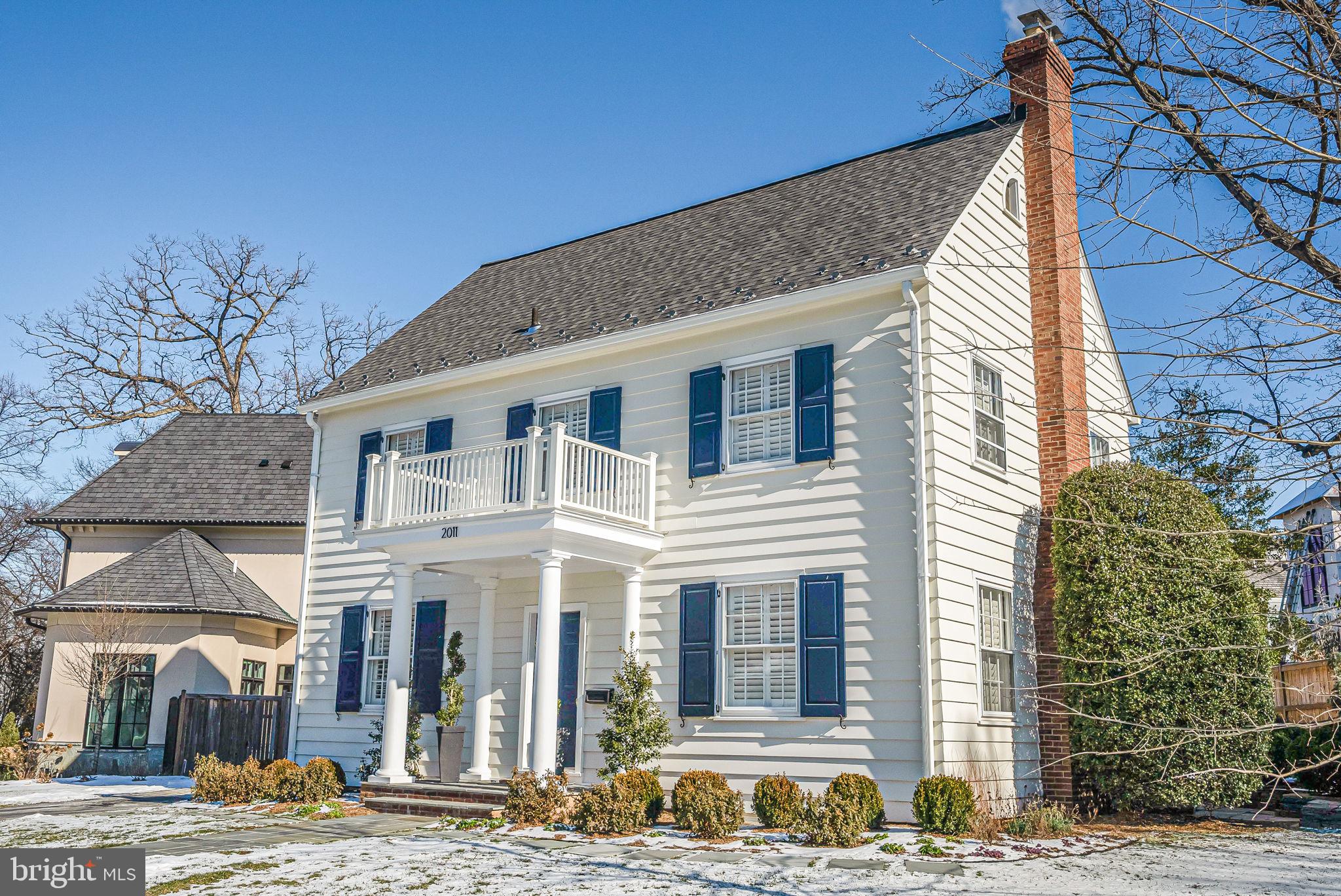 LYON VILLAGE - Residential