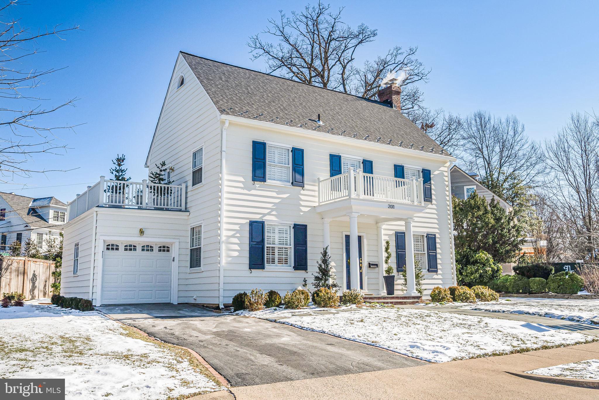 LYON VILLAGE - Residential