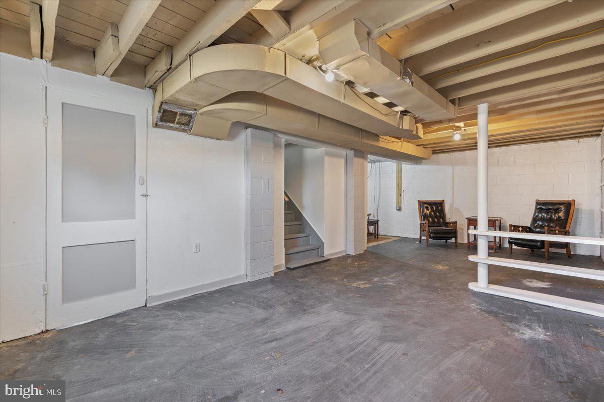 LEE HEIGHTS SUBD - Residential