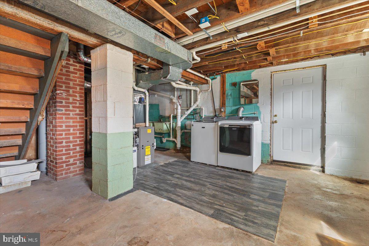 LEE HEIGHTS SUBD - Residential