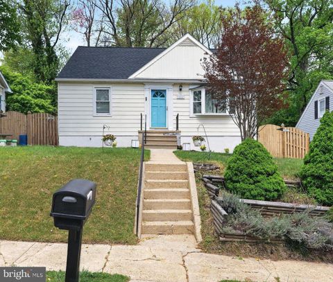 Photo of 1824 Briarcliff Road, PARKVILLE, MD 21234 (MLS # MDBC2159642)