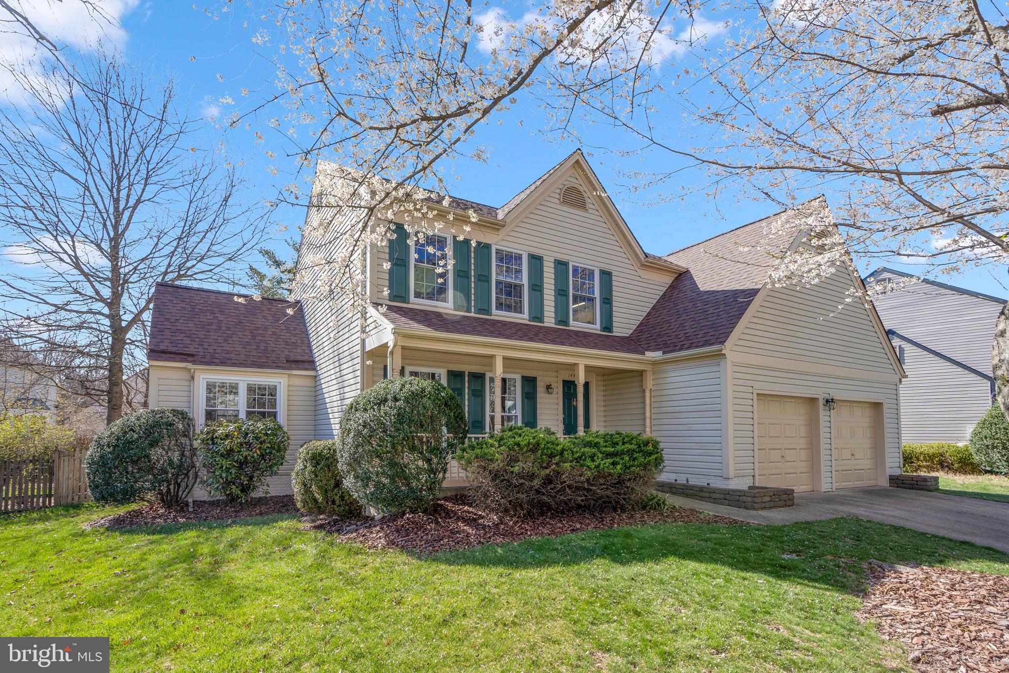 SILVER SPRING CNTRY CLUB - Residential