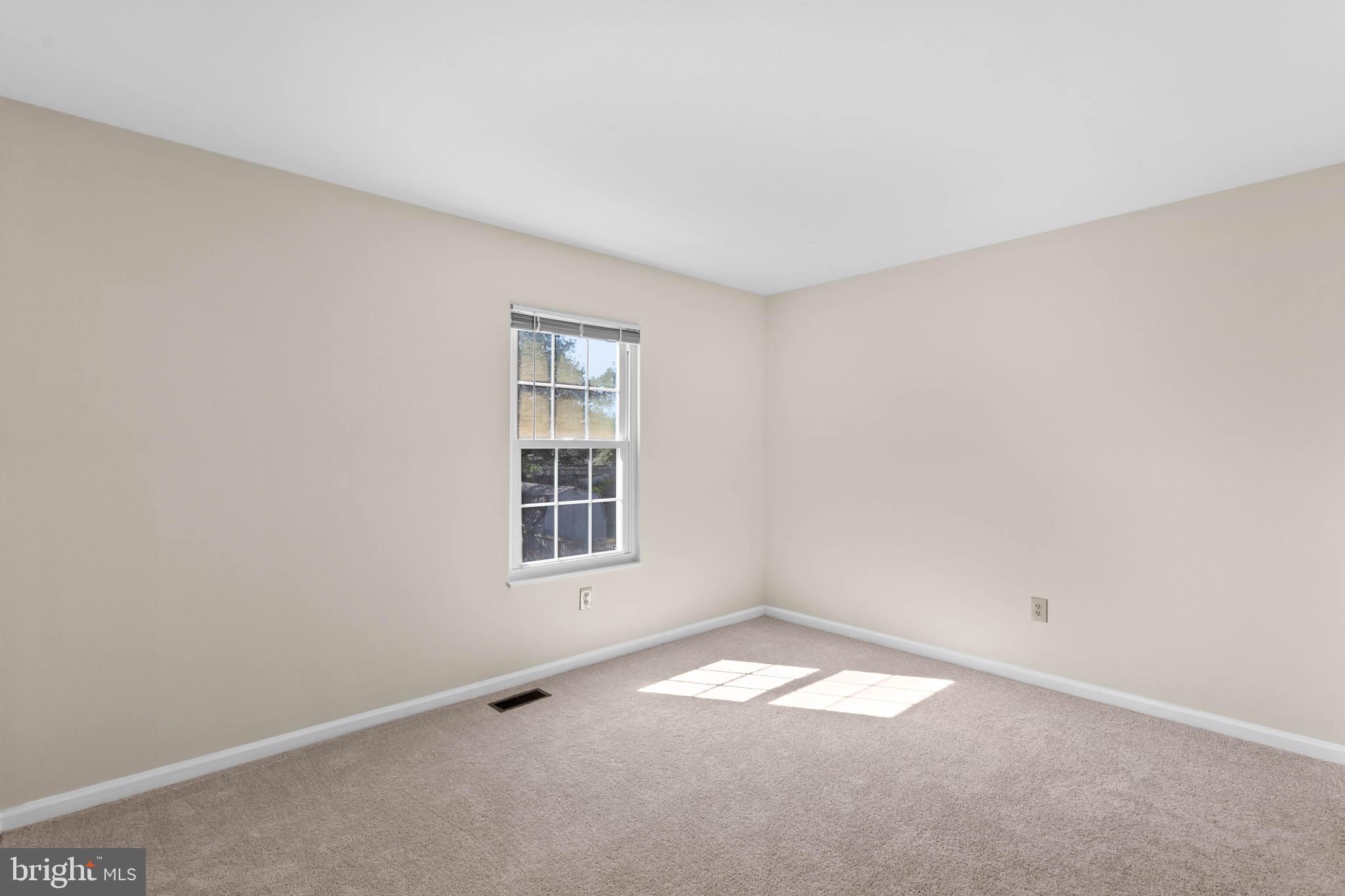 SILVER SPRING CNTRY CLUB - Residential