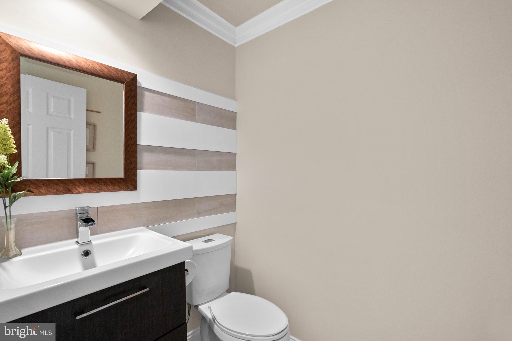 SILVER SPRING CNTRY CLUB - Residential