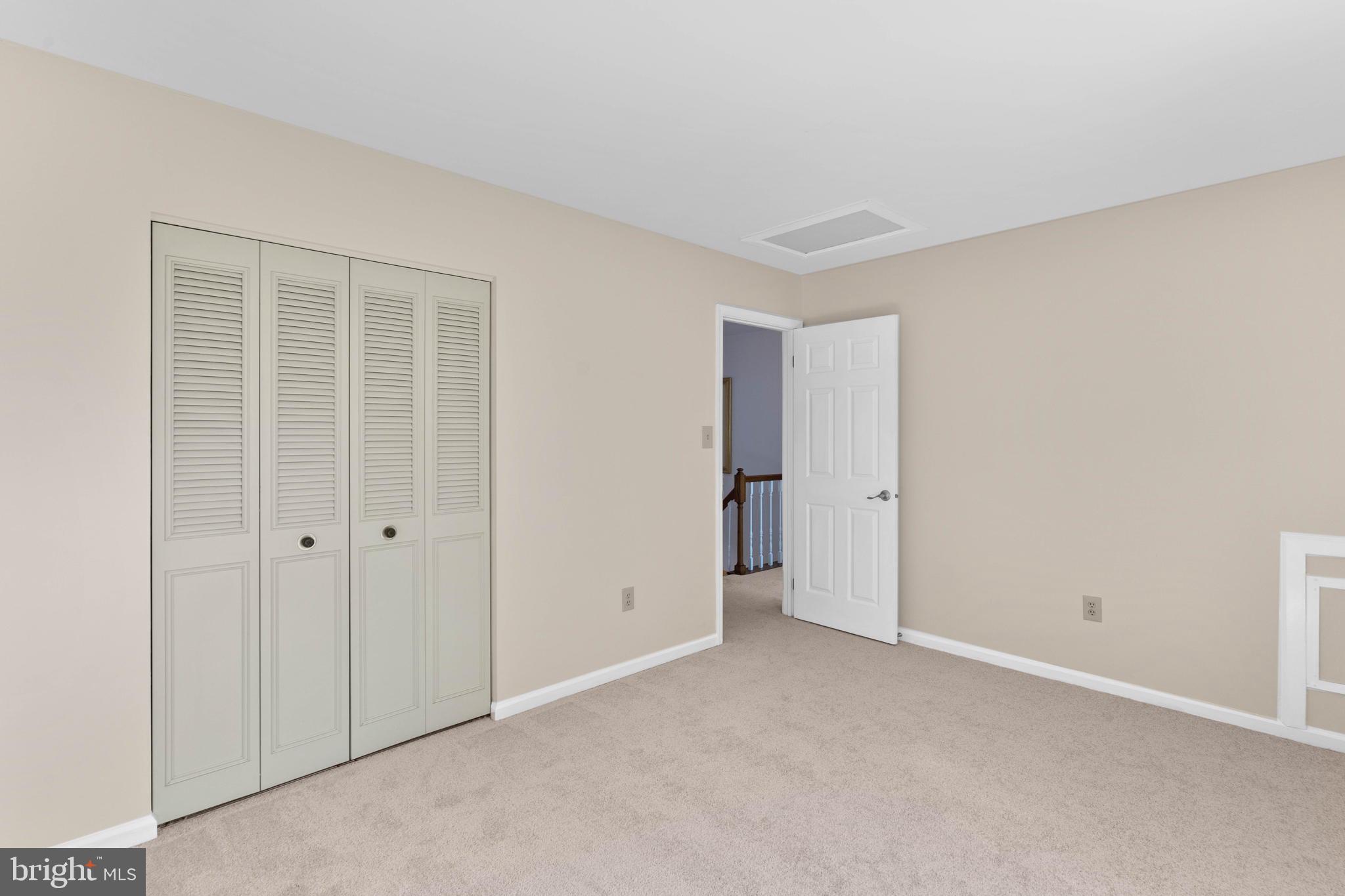 SILVER SPRING CNTRY CLUB - Residential