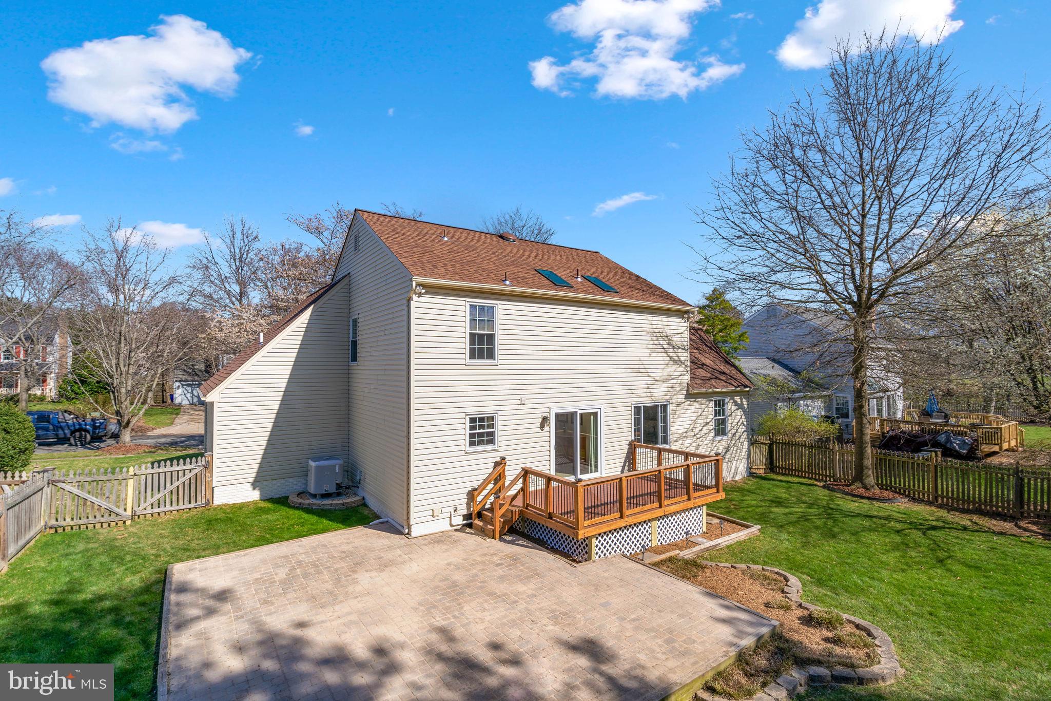 SILVER SPRING CNTRY CLUB - Residential