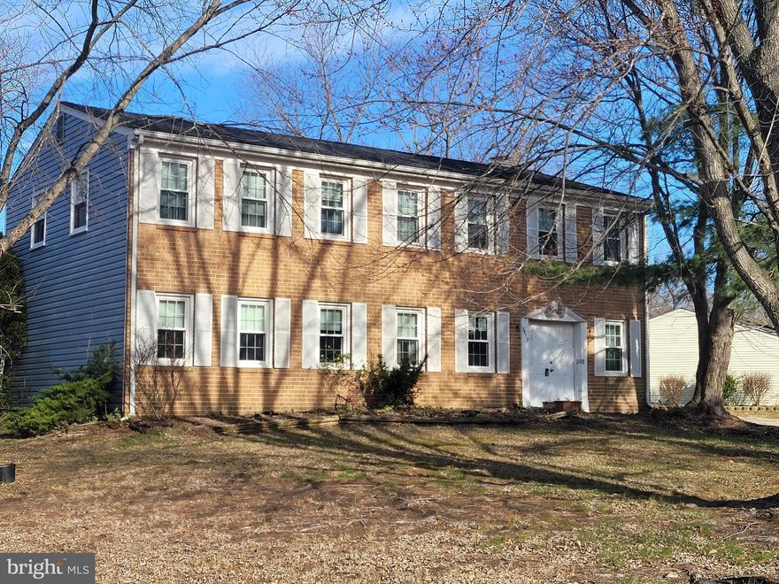 This unique home has so much to offer. Though it needs some work, the upper level of the home offers 3 large bedrooms (the primary has an en suite), 2 full bathrooms, kitchen, living and dining rooms . The walk in level offers a family room w/fireplace, a full bath, several bonus rooms, and plenty of storage. The home sits on a corner lot, has two exterior exits, and off-street parking. Make this house your home!

Property being sold AS IS.