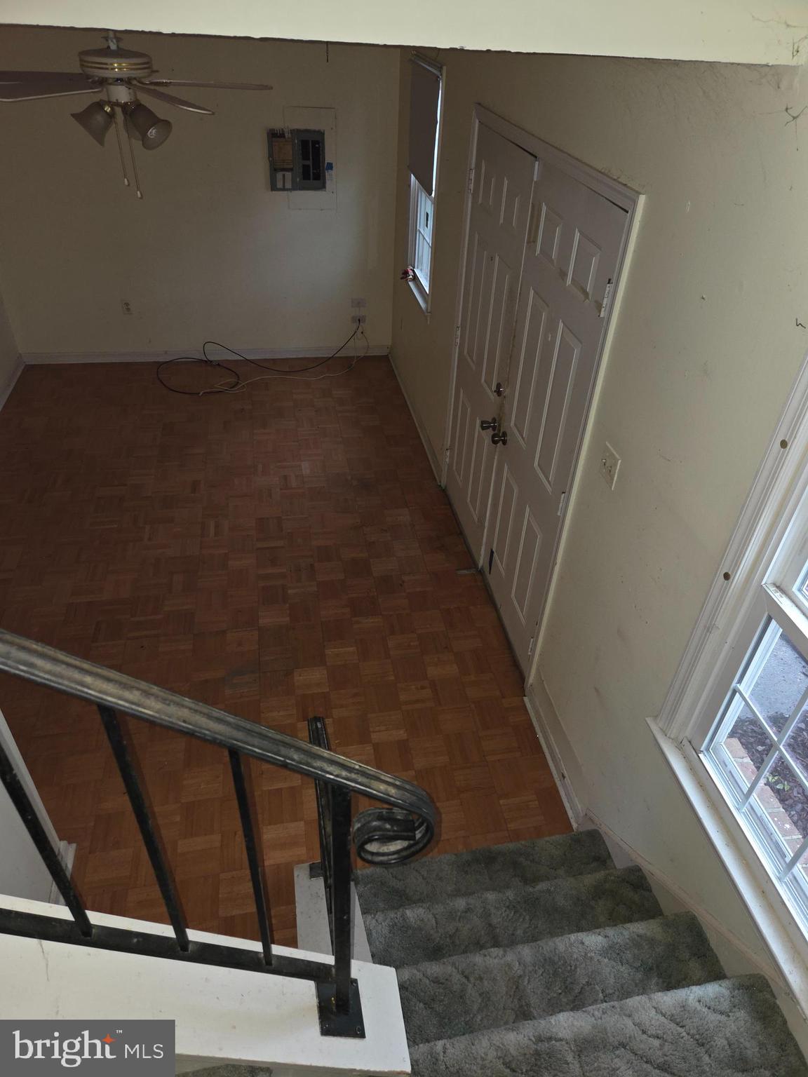 BANNISTER - Residential