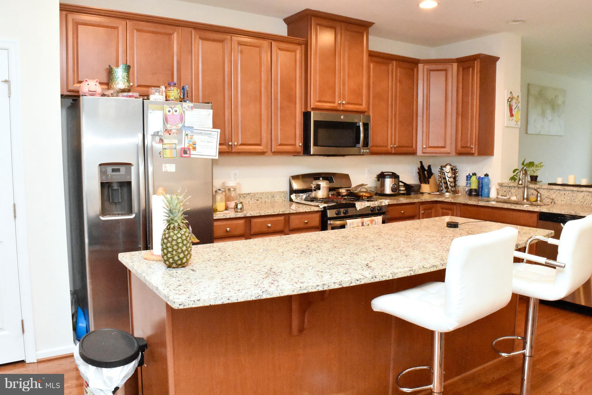 HOWARD SQUARE - Residential Lease