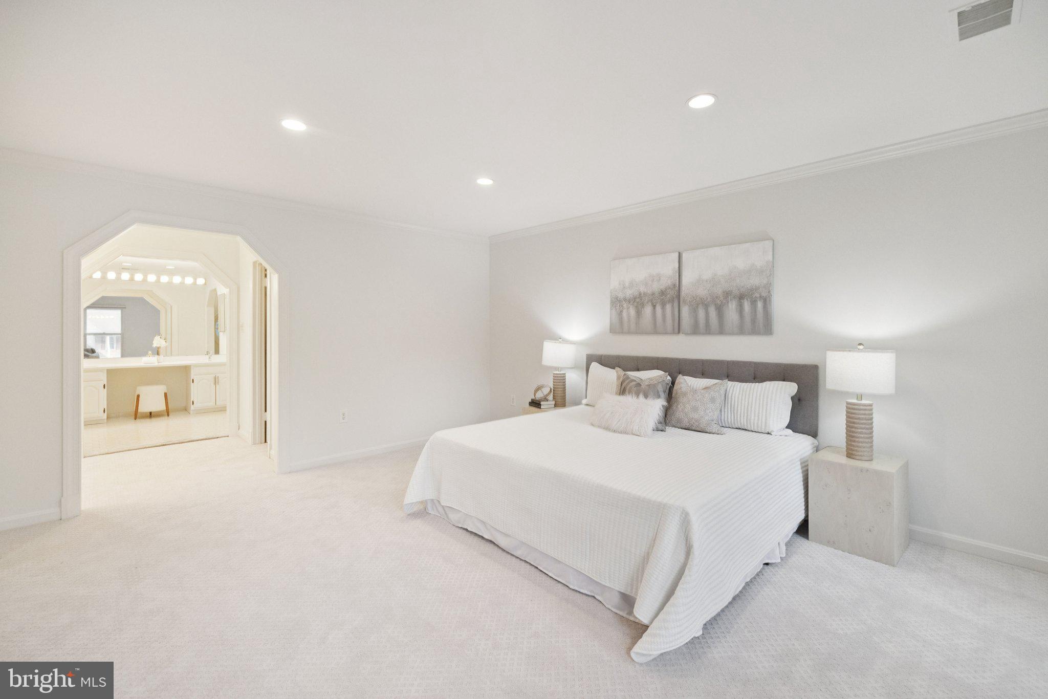 QUINCE ORCHARD VALLEY - Residential