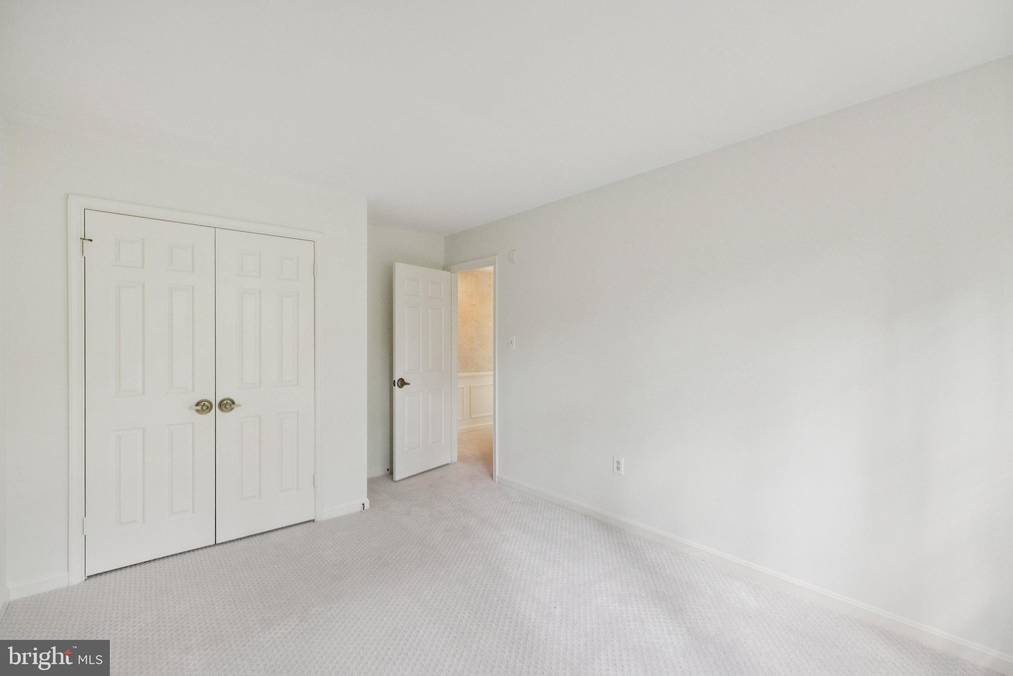 QUINCE ORCHARD VALLEY - Residential