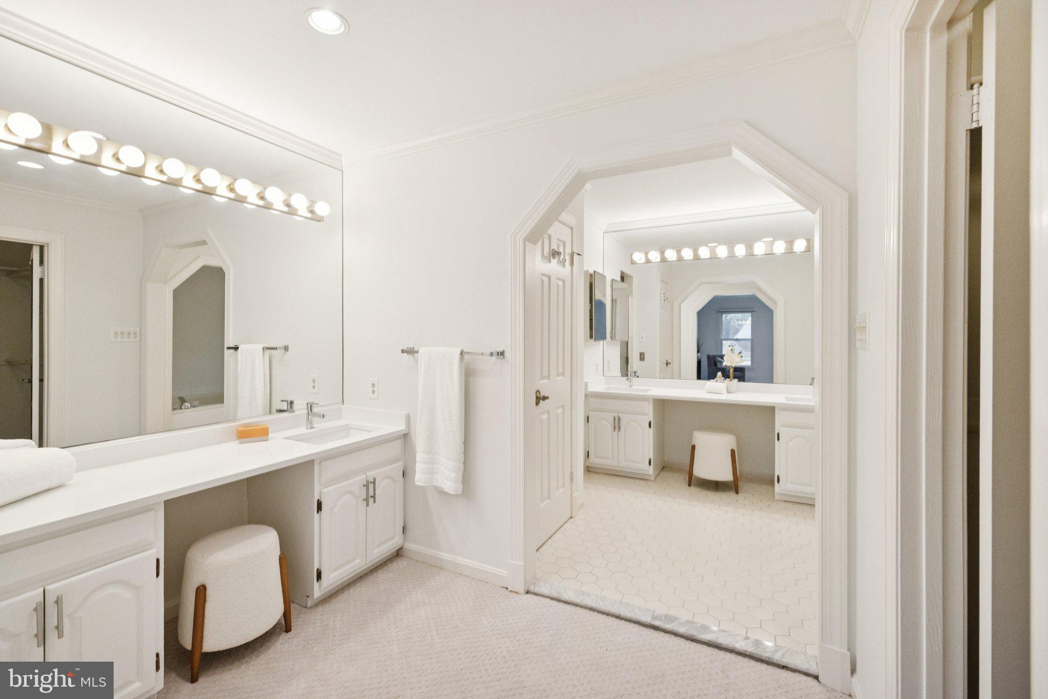 QUINCE ORCHARD VALLEY - Residential