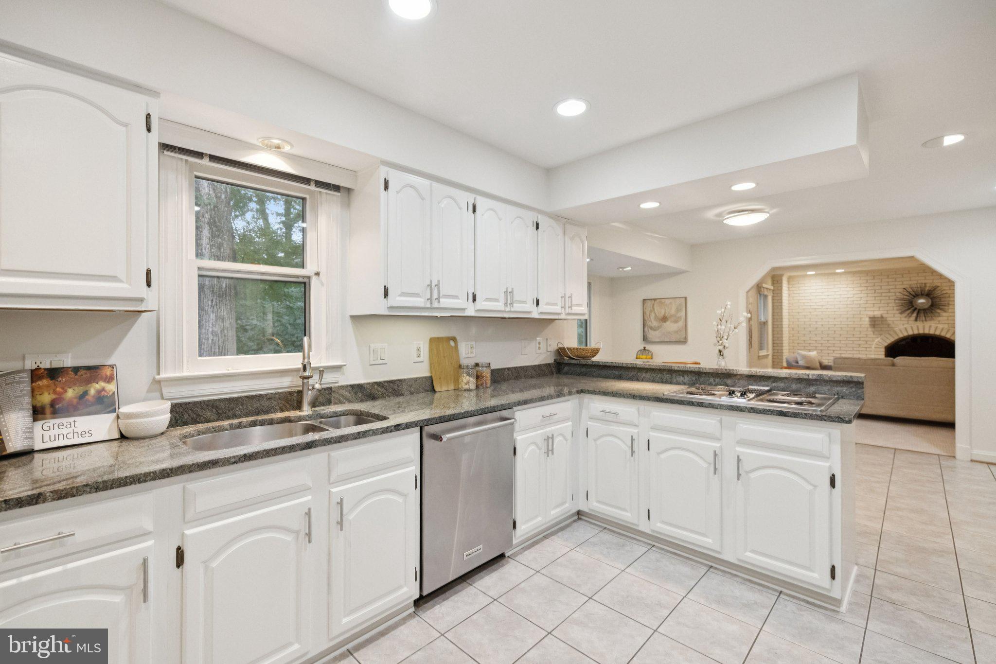 QUINCE ORCHARD VALLEY - Residential