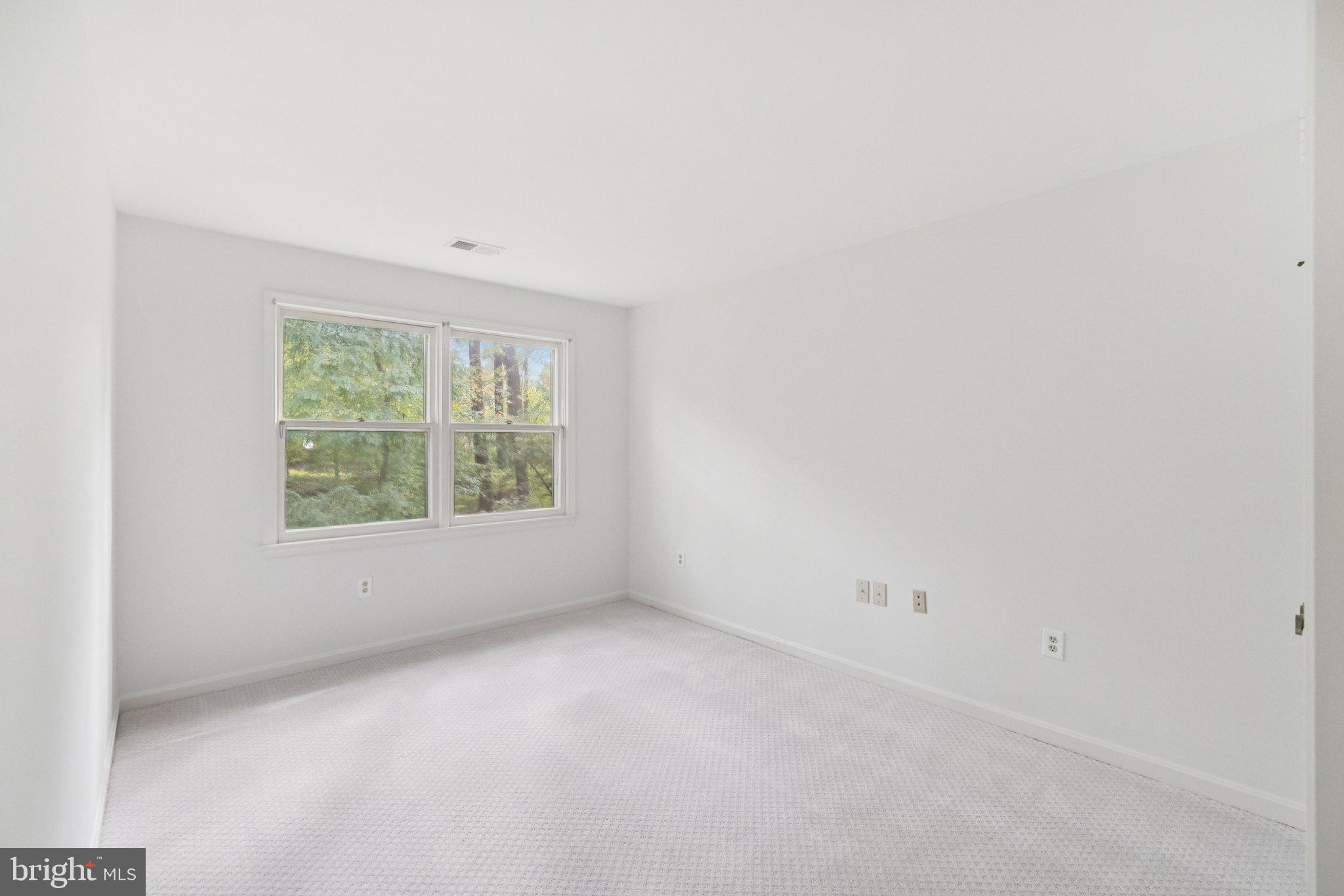 QUINCE ORCHARD VALLEY - Residential