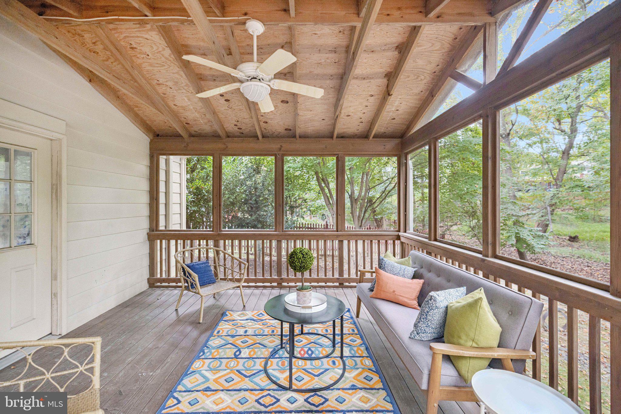 QUINCE ORCHARD VALLEY - Residential