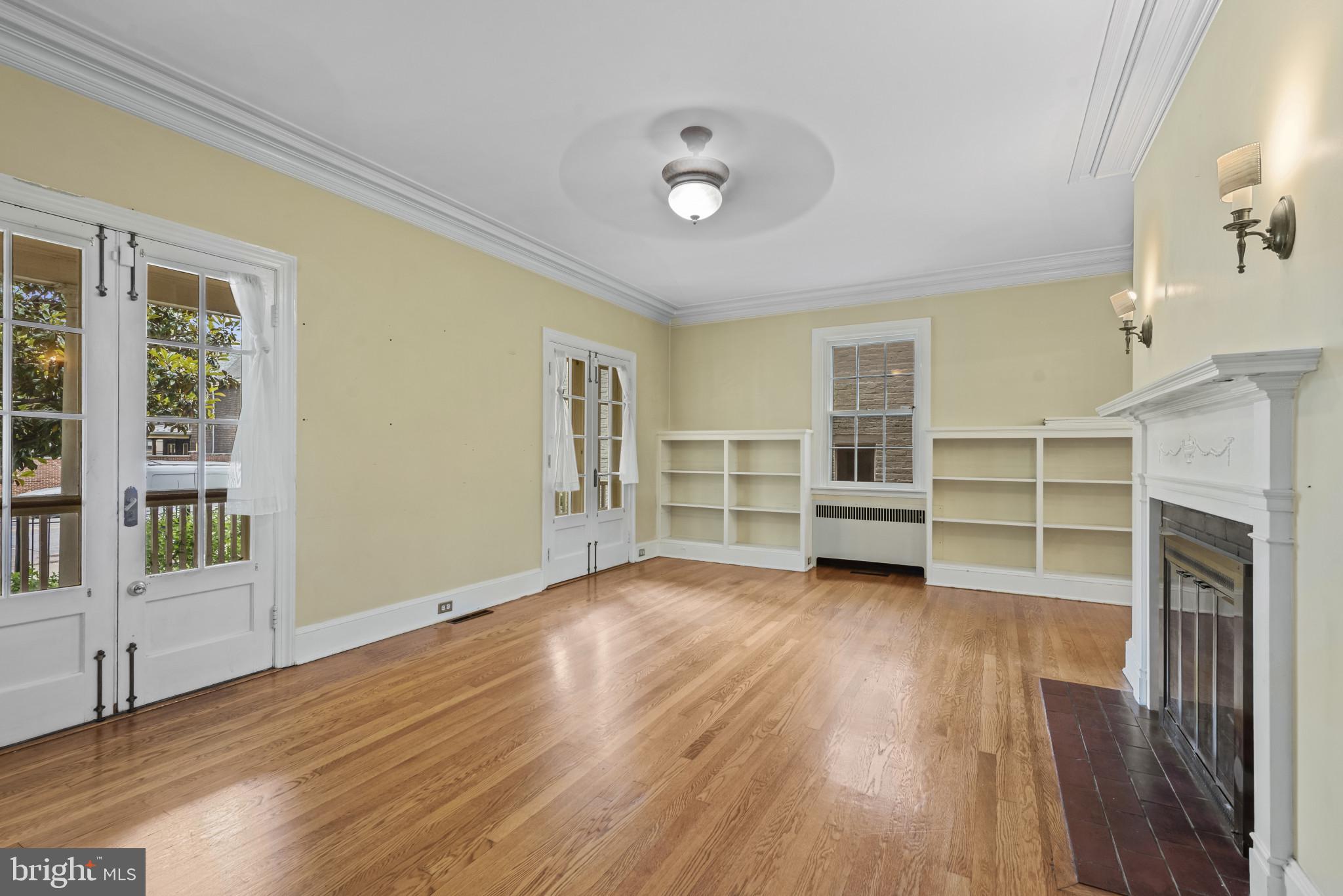 ROLAND PARK - Residential Income