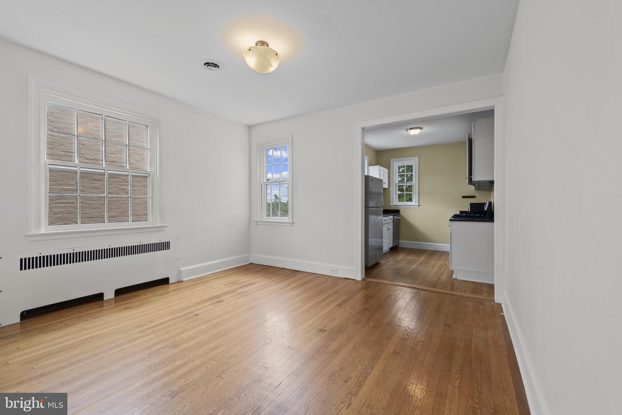 ROLAND PARK - Residential Income