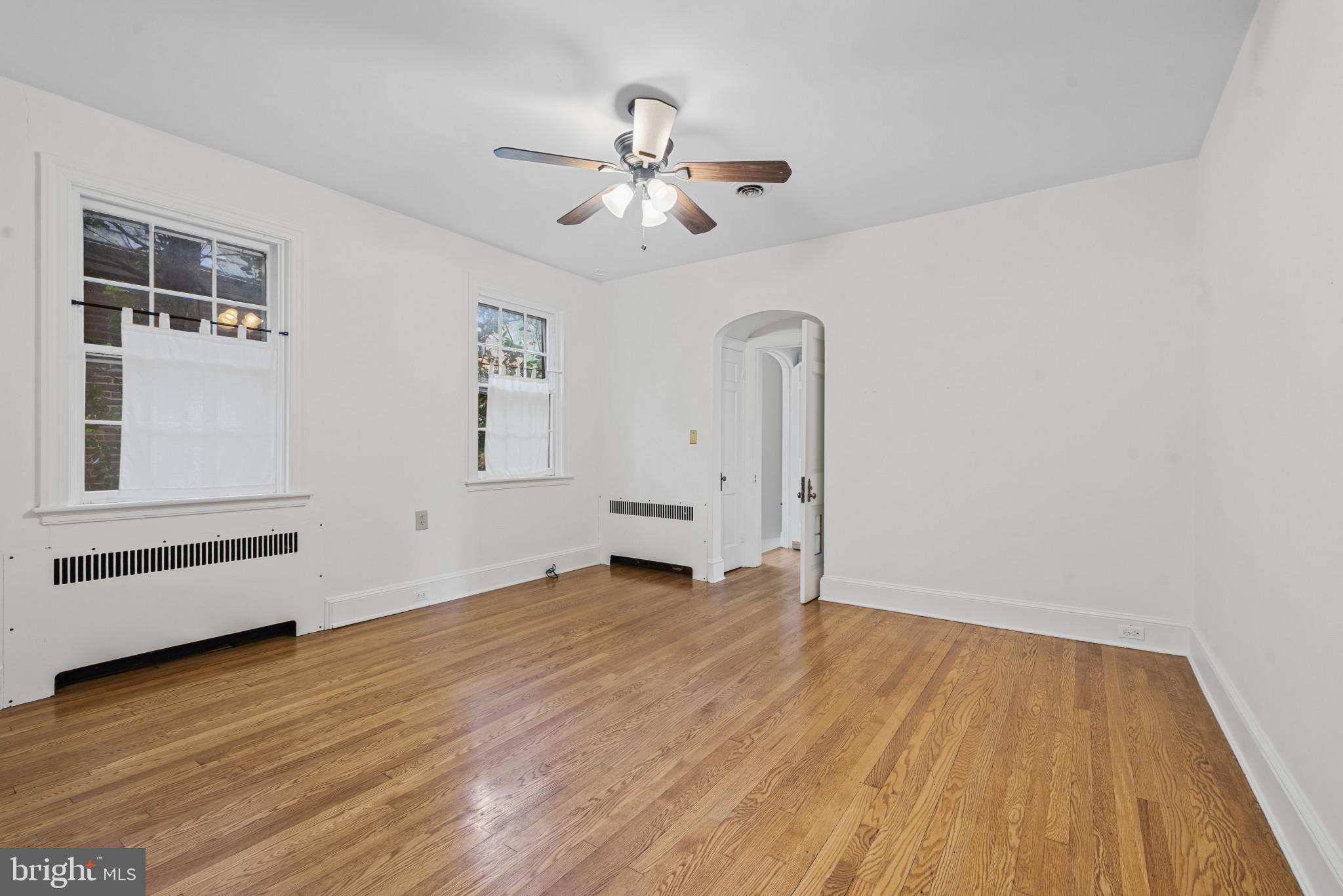 ROLAND PARK - Residential Income