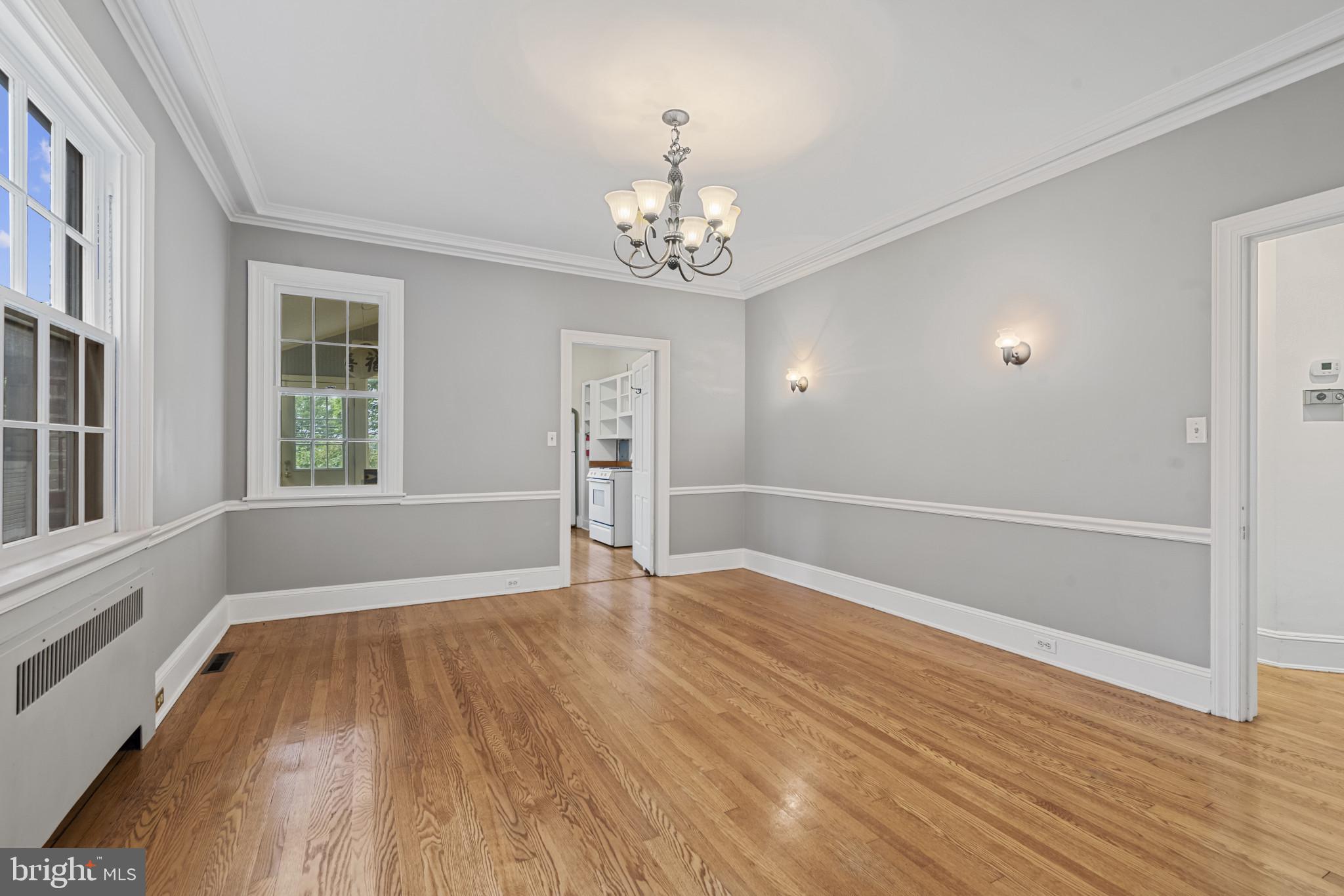 ROLAND PARK - Residential Income