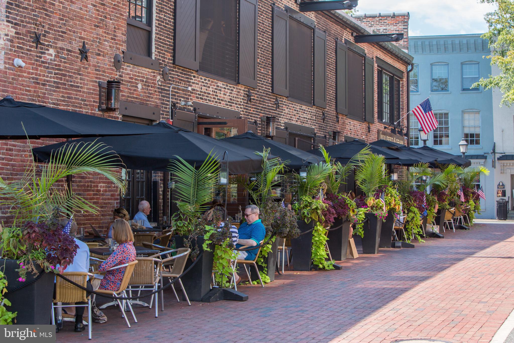 OLD TOWN - Residential Lease