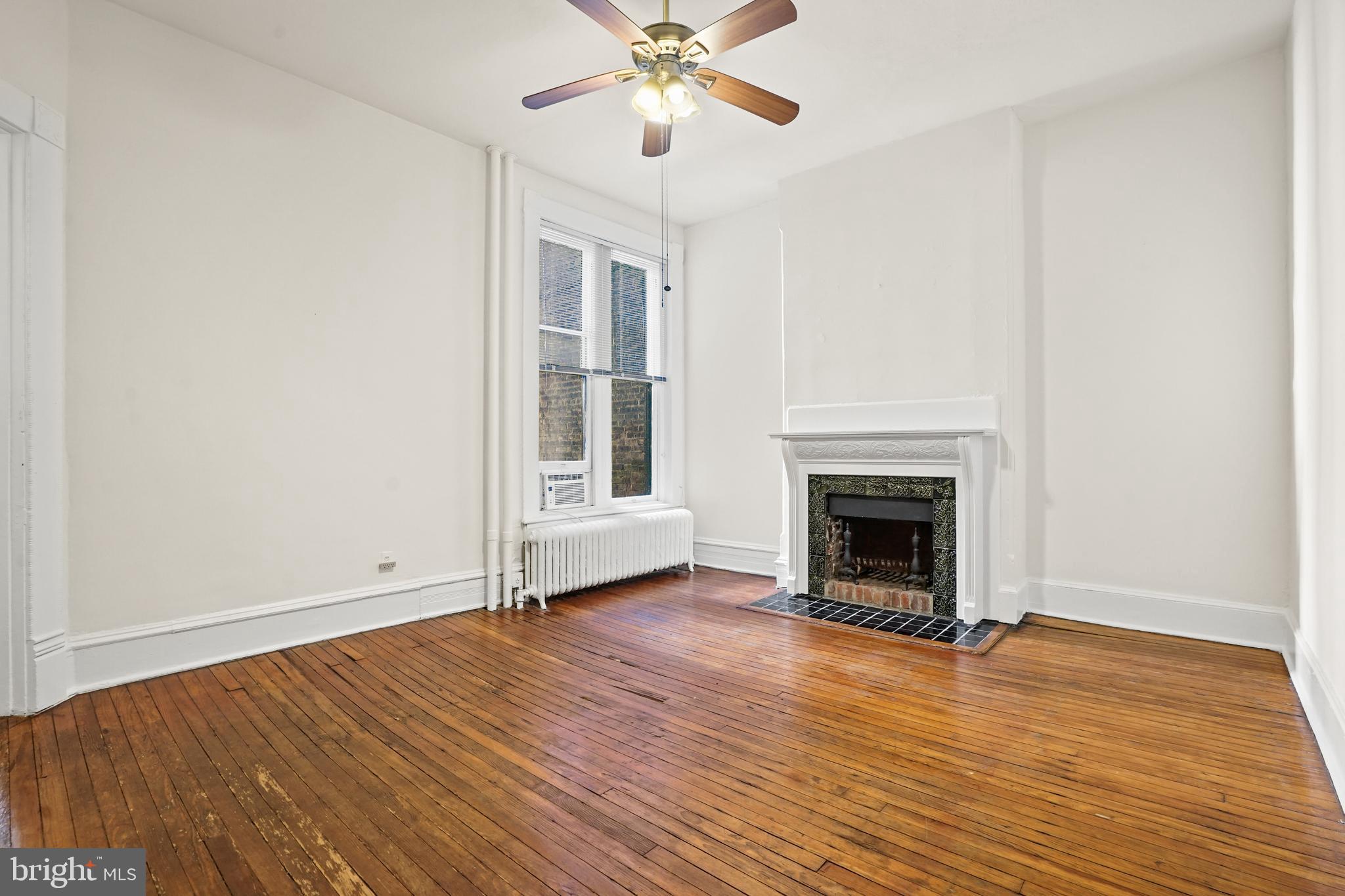 OLD TOWN - Residential Lease