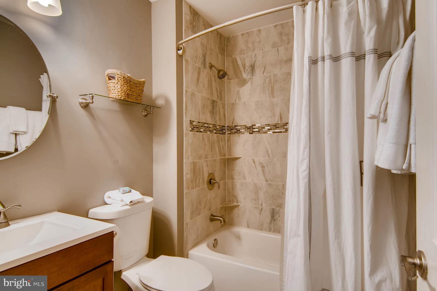 VALLEYWOOD AT FIVE FARMS - Residential